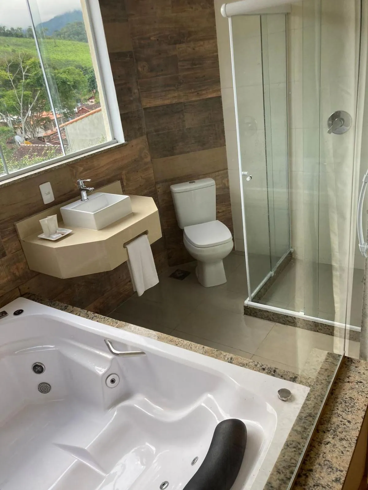 Hot Tub in Pousada Renovo da Serra