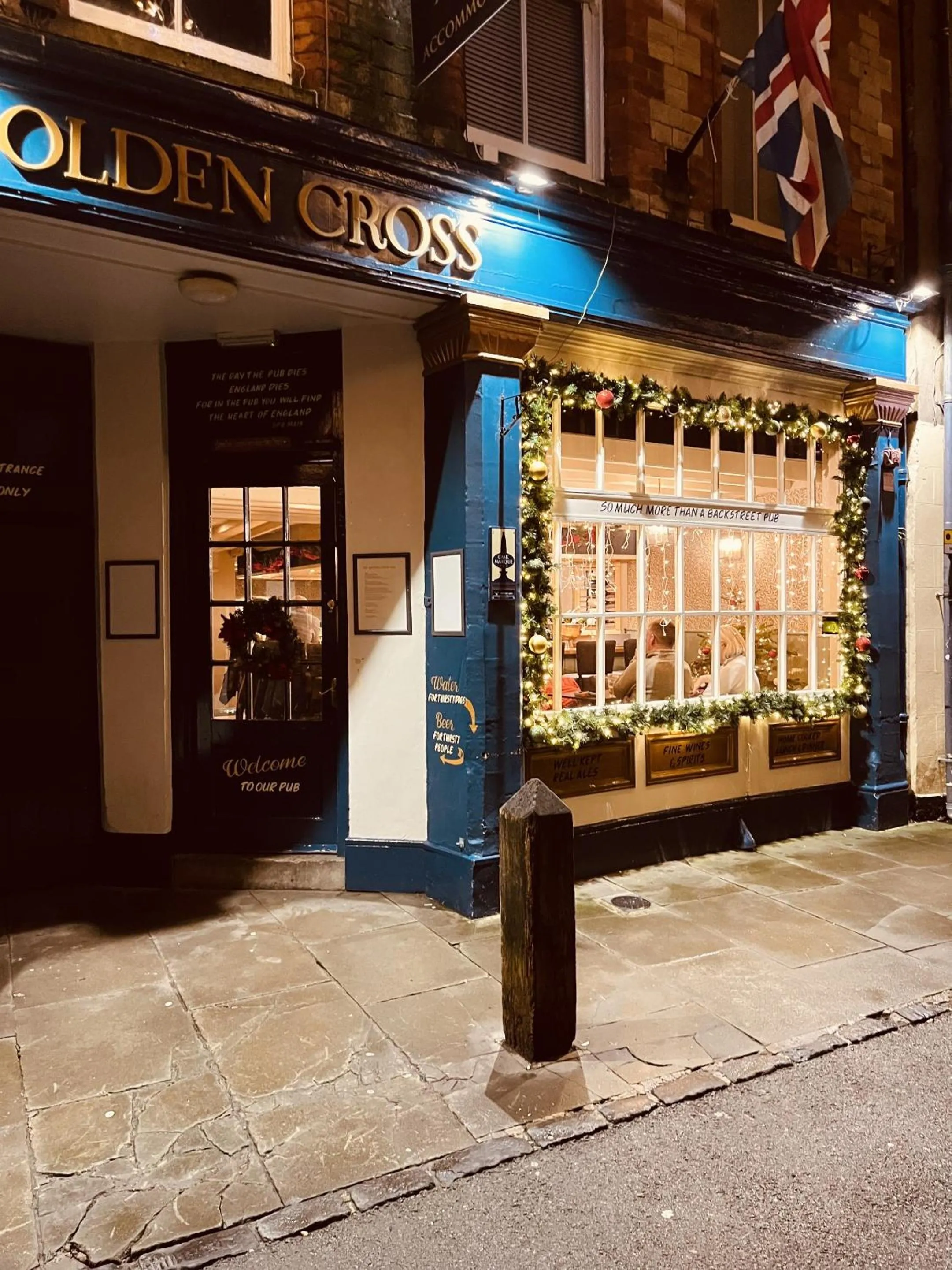 Facade/entrance in The Golden Cross