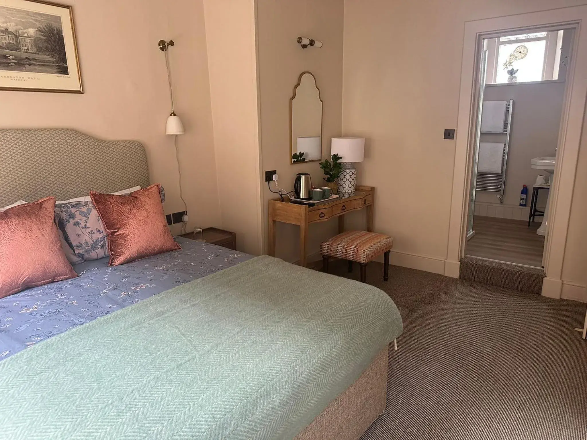 Bedroom, Bed in The Golden Cross Bedroom, Bed in The Golden Cross
