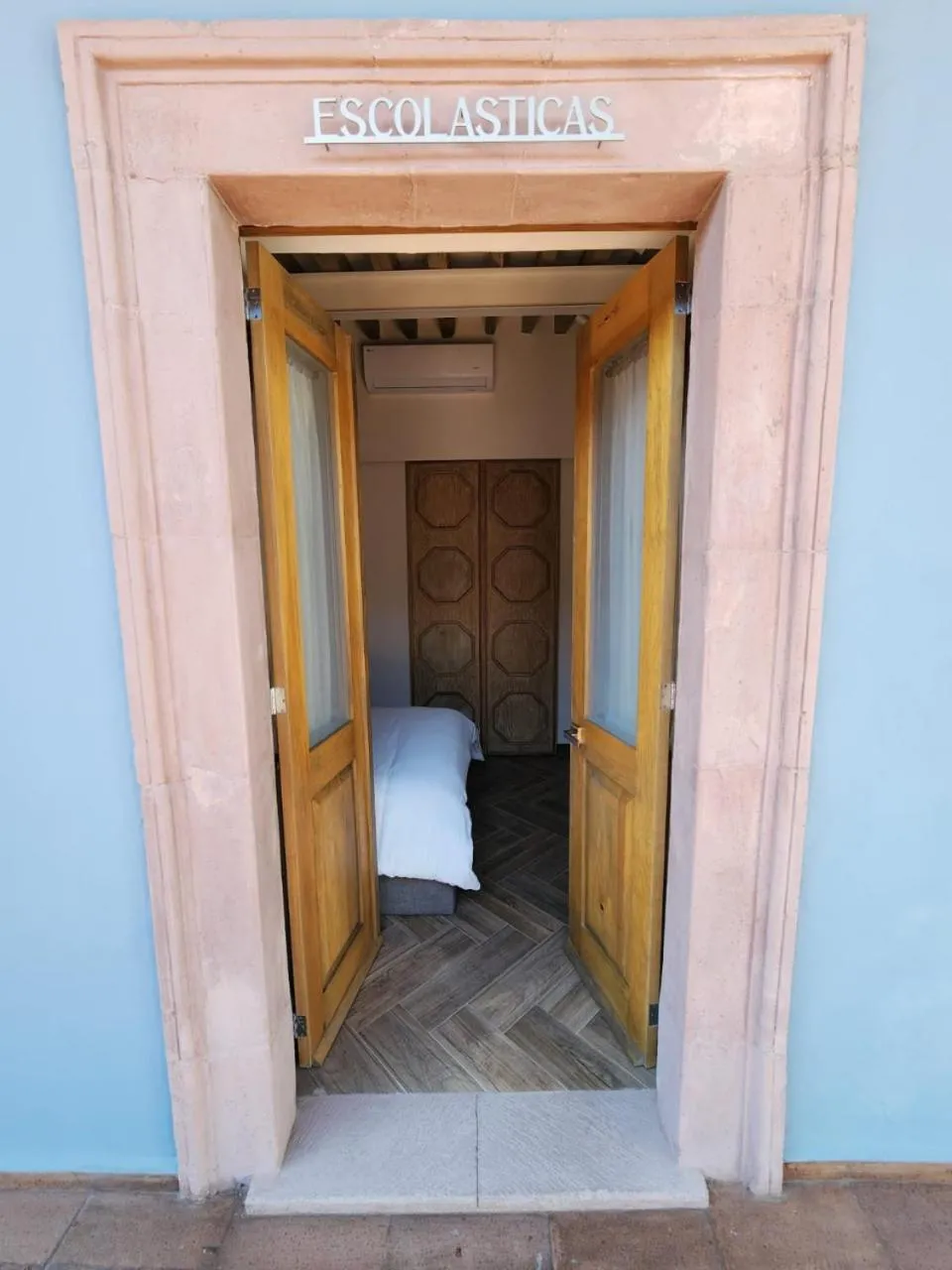 Single Room with Bathroom in Hotel Úrsula Concept
