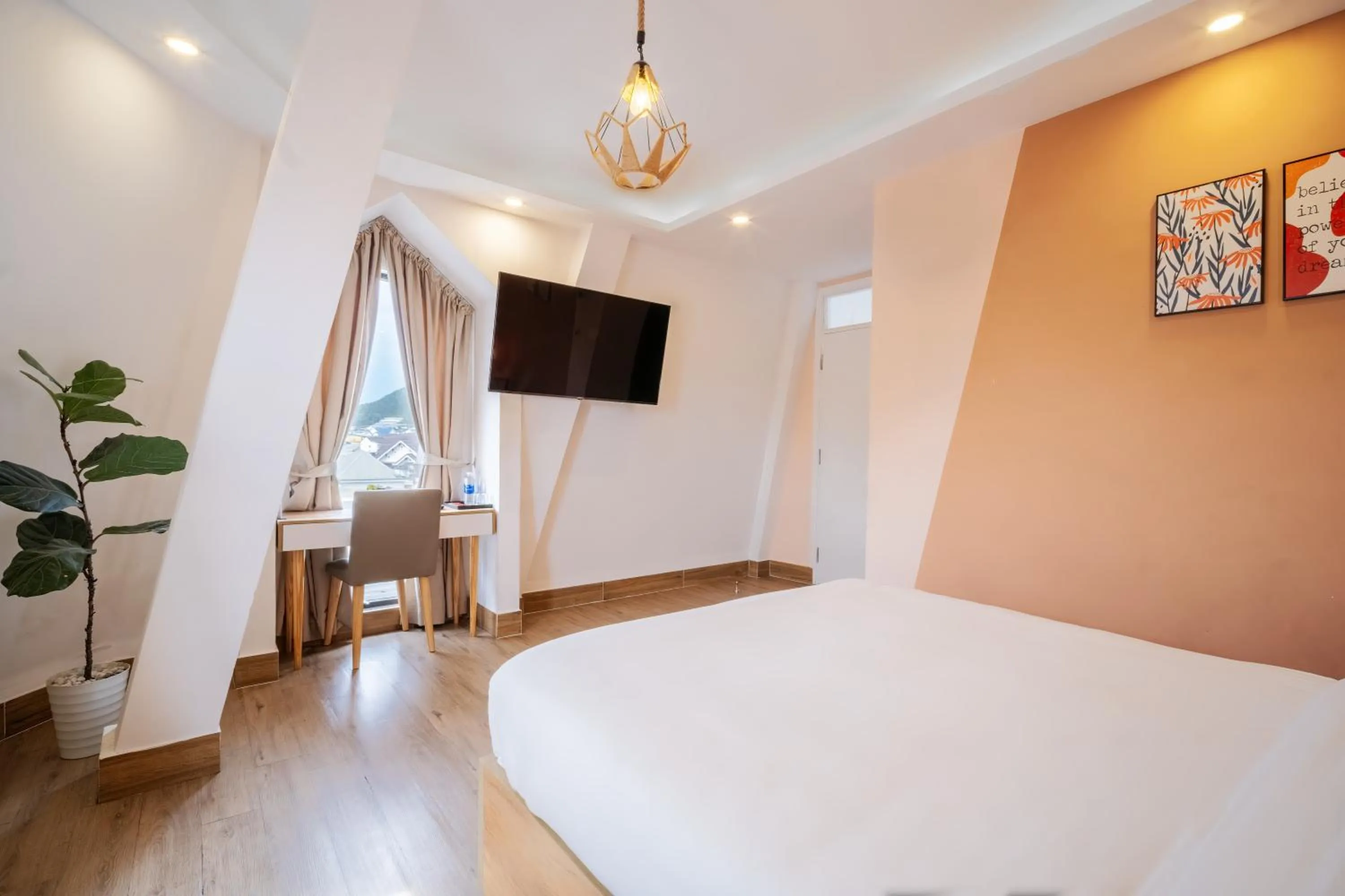 Bed in Dalat Blanc Hotel 2