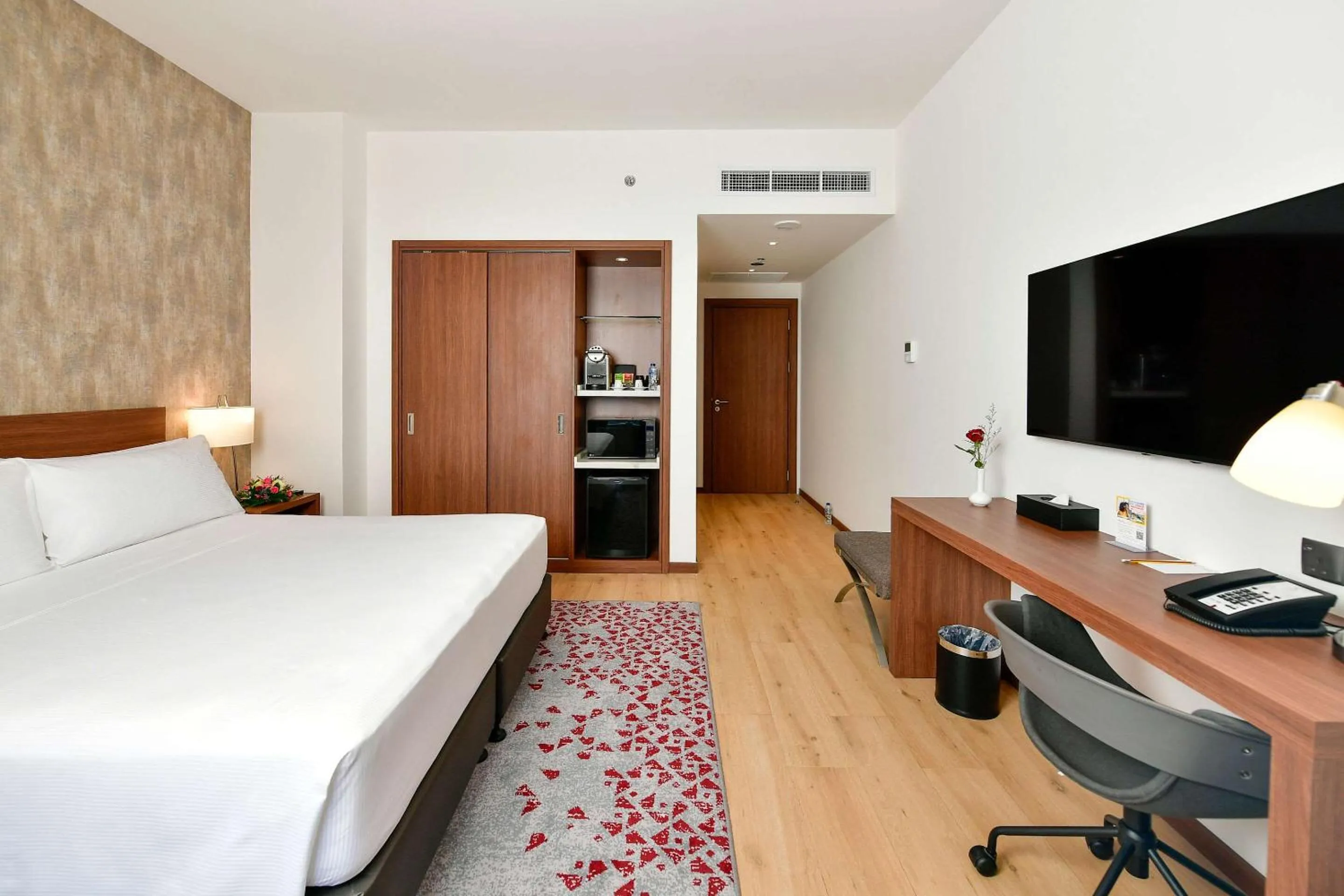 Bedroom, Bed in Comfort Hotel Riyadh Olaya