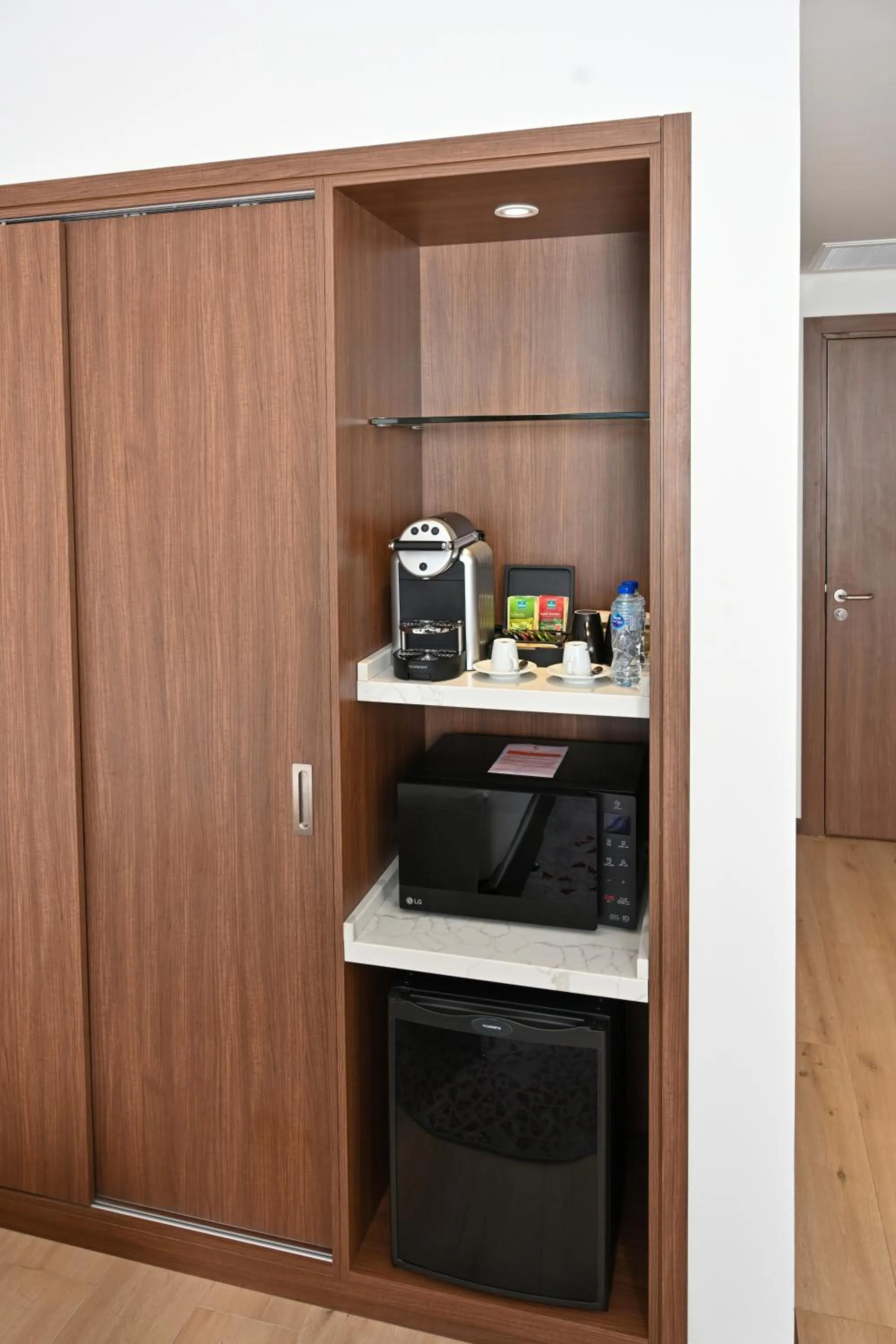 Kitchen or kitchenette in Comfort Hotel Riyadh Olaya