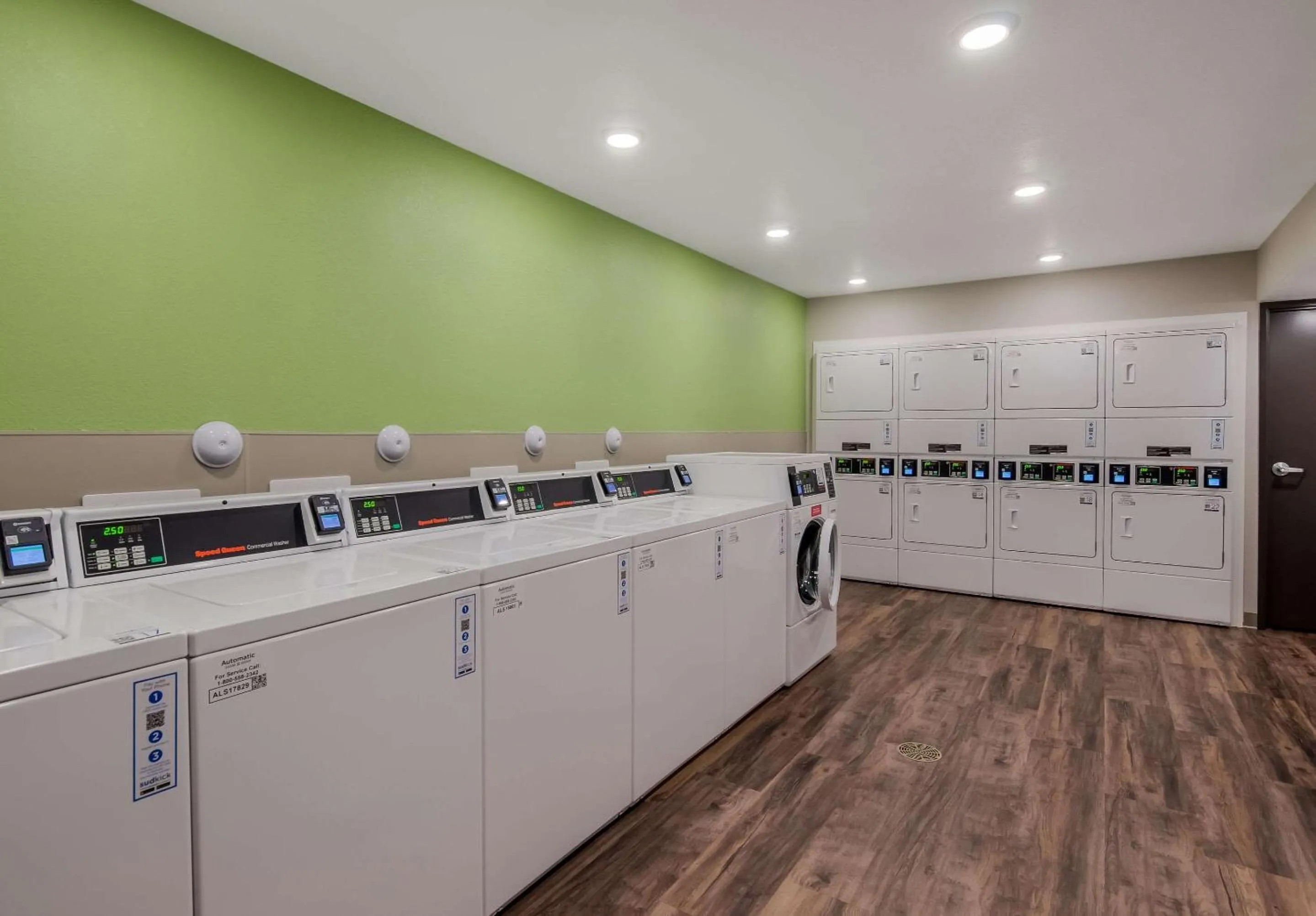 laundry in WoodSpring Suites Roanoke