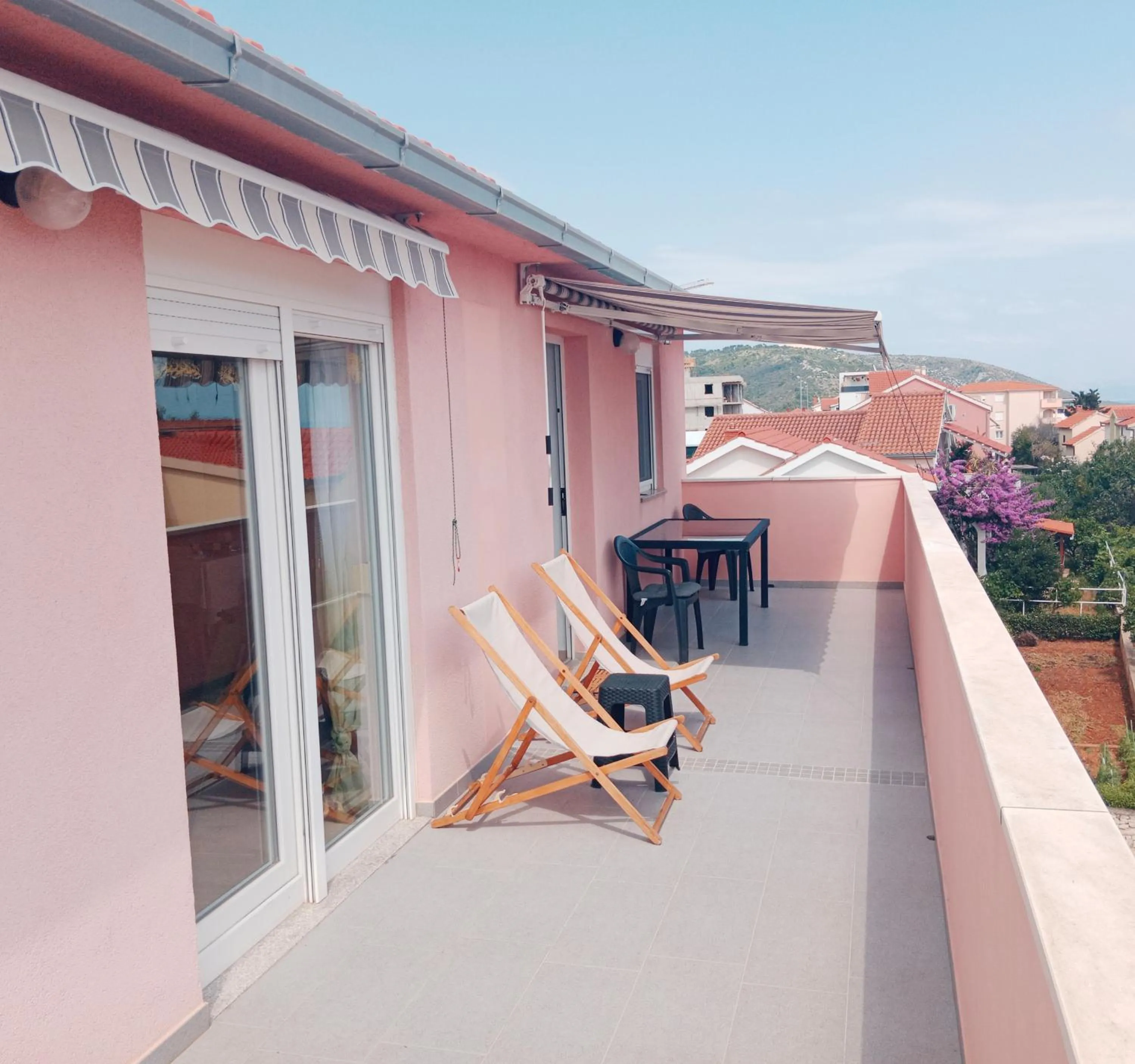 Surf & joy - Croatia vacation rentals seaview apartment