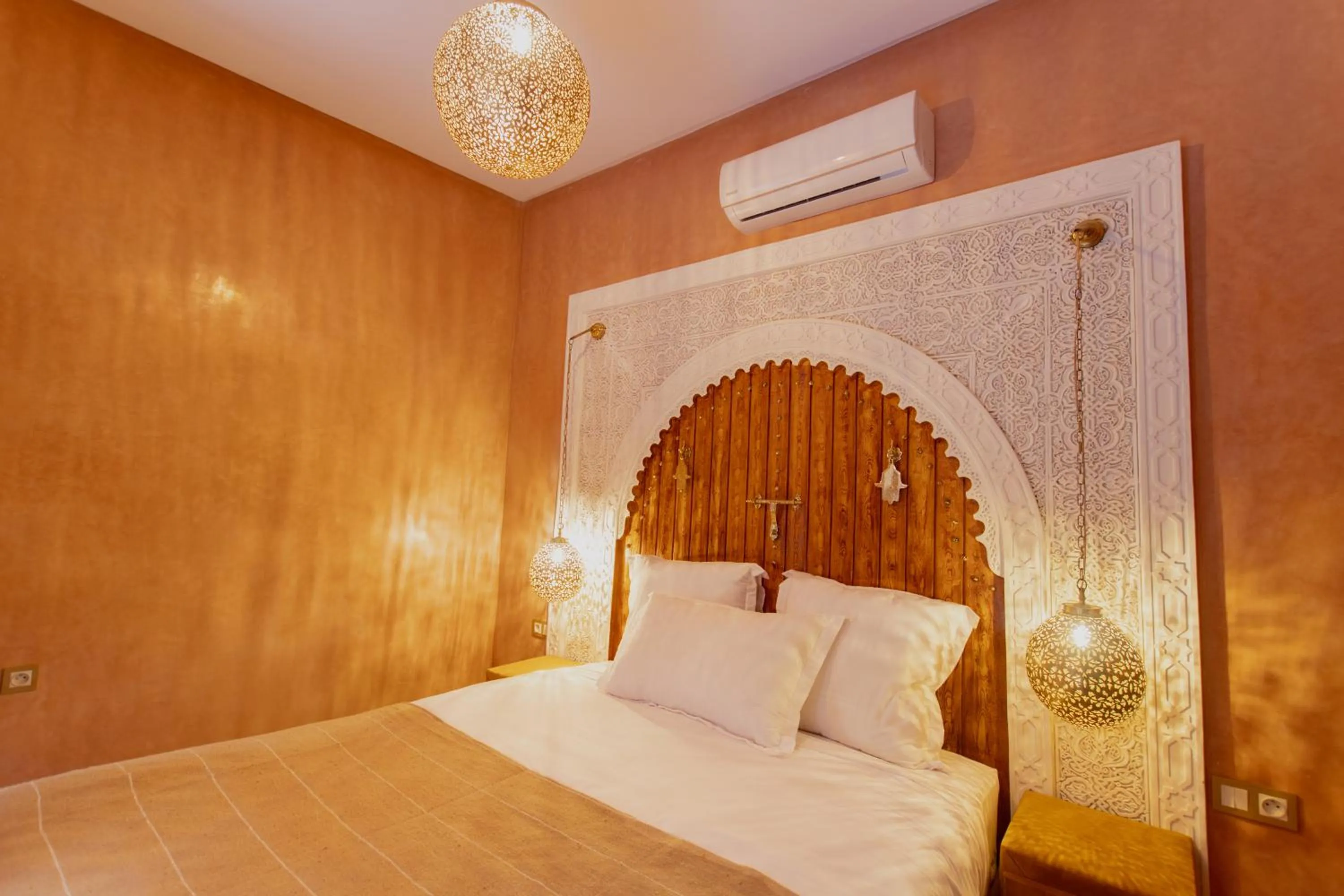 Bed in RIAD MARRAKECH DOORS