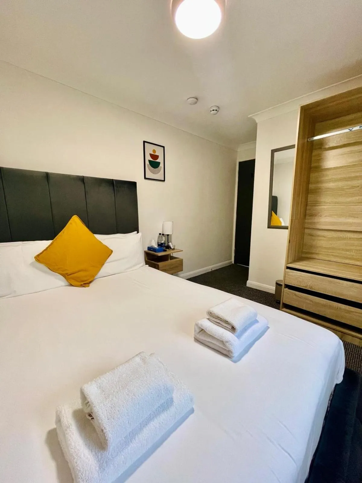 Bed in Woodford Hotel