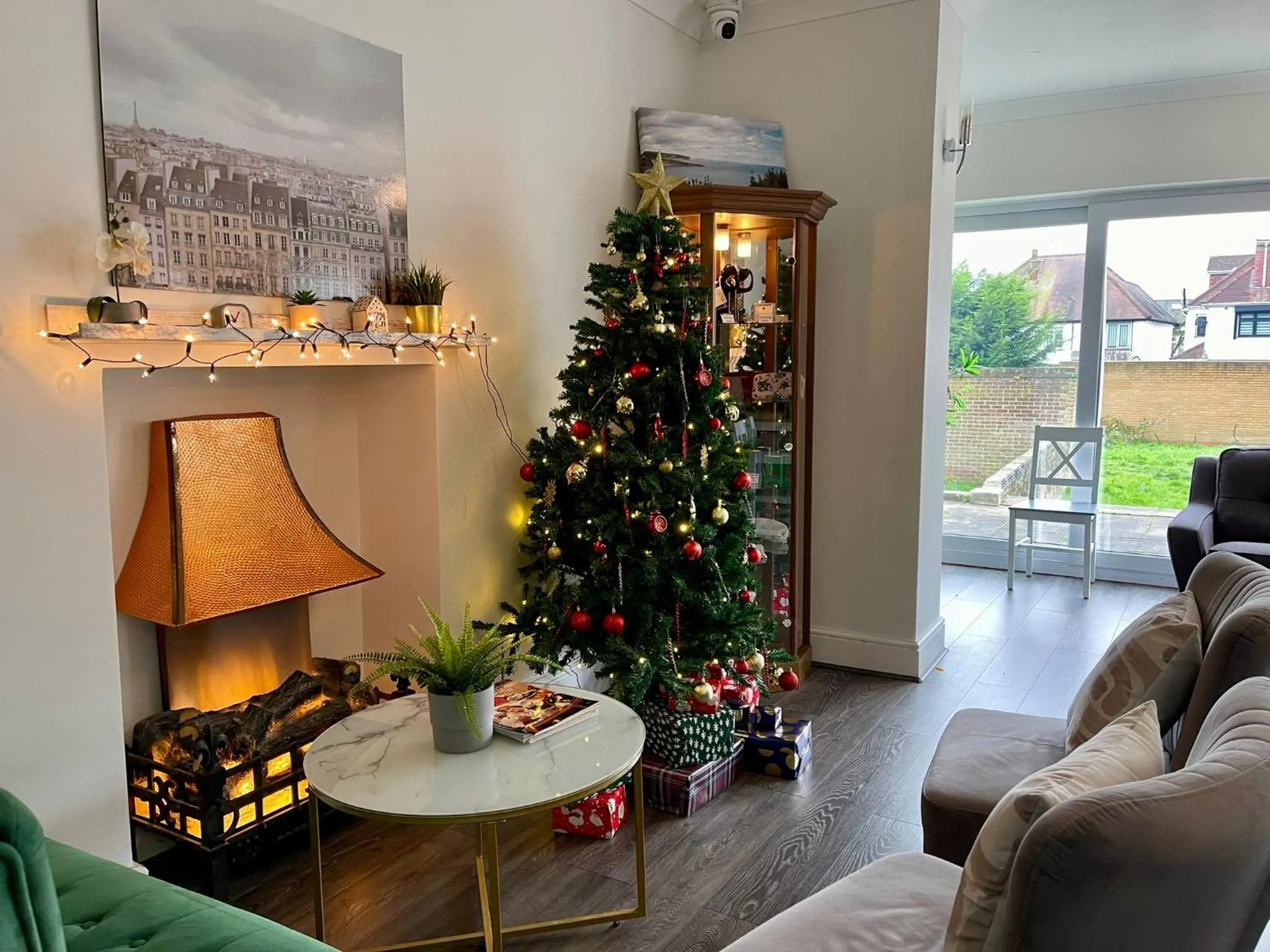 Property building in Woodford Hotel