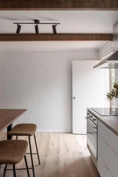 Stylish Retreat, Little Cove