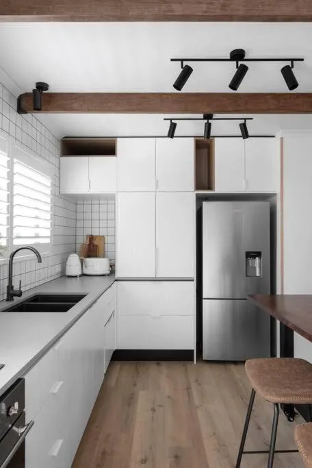 Stylish Retreat, Little Cove