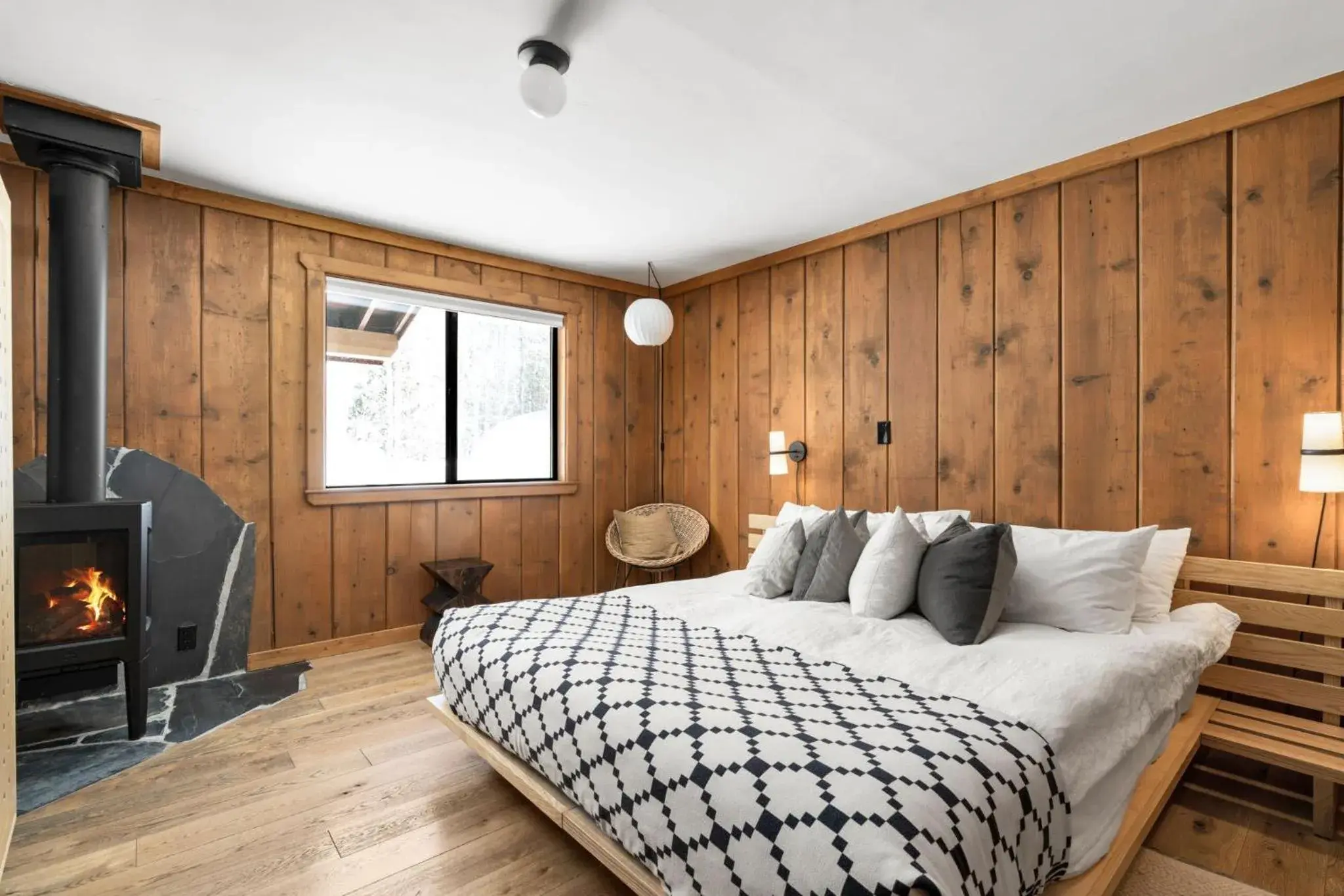 Deluxe King Suite in Desolation Hotel Hope Valley Deluxe King Suite in Desolation Hotel Hope Valley