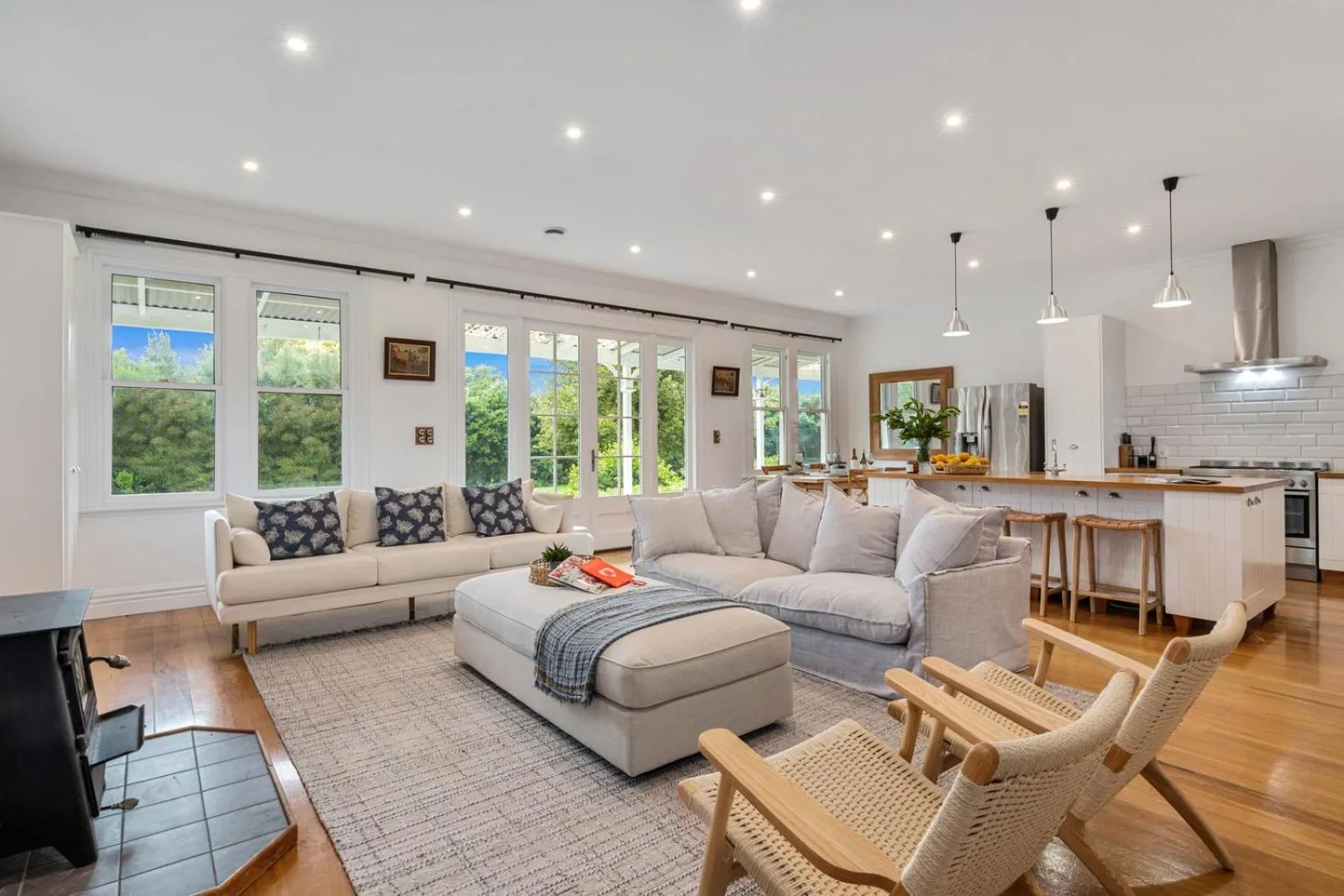 Property building in Botham's Beauty - Blenheim Holiday Home