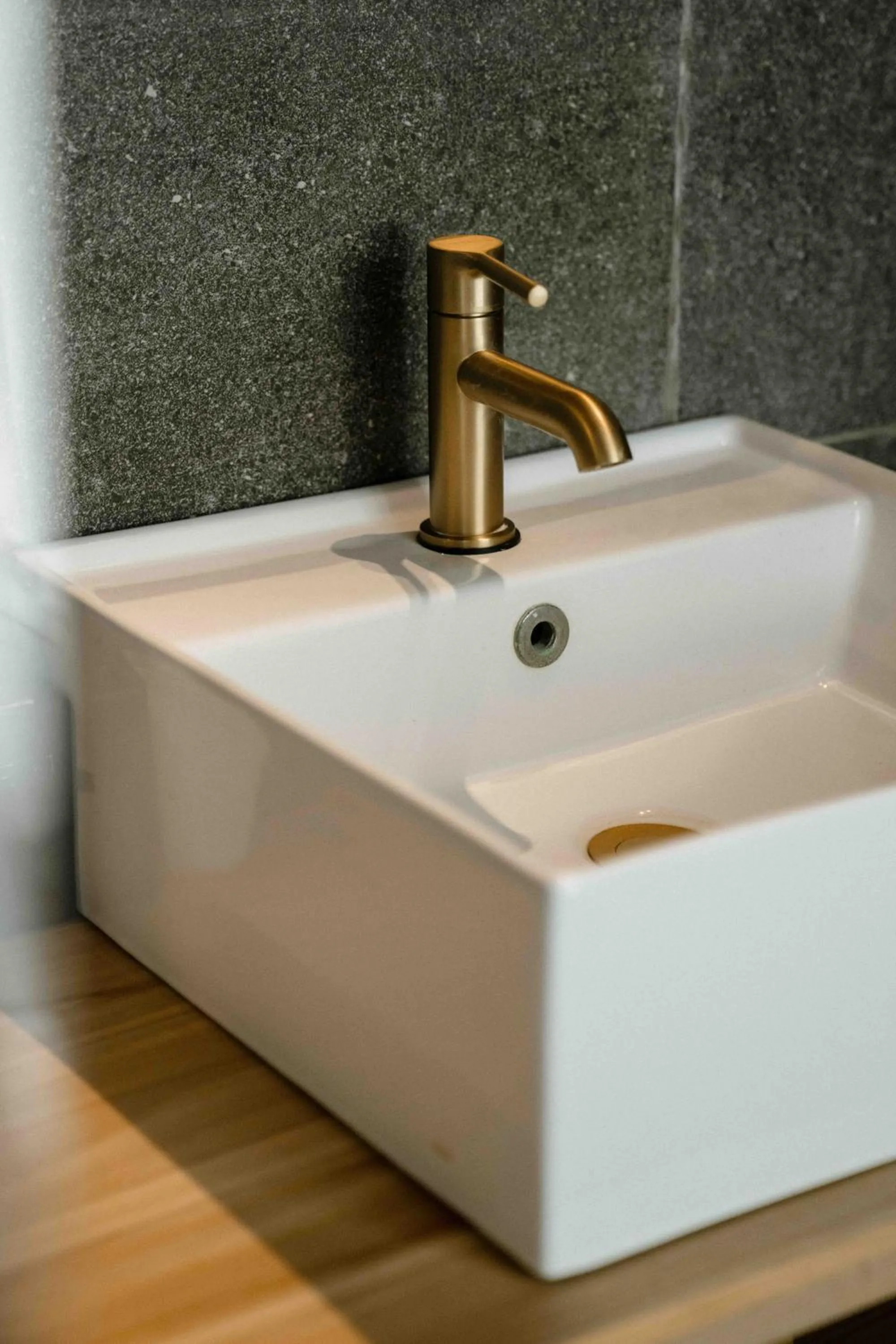 Bathroom in La Belle Hollow Trees