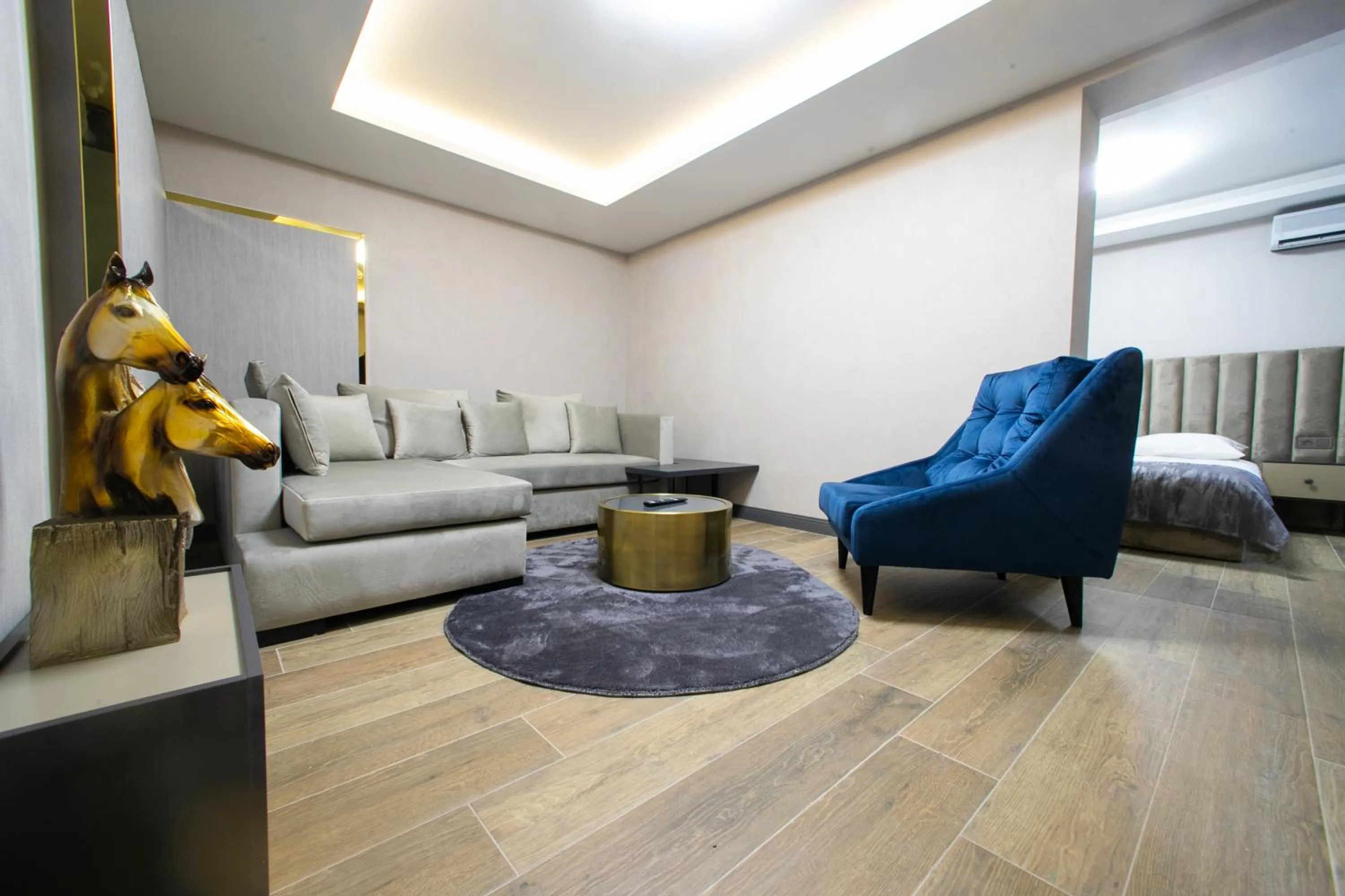 Living room in MAD INN HOTEL & SPA