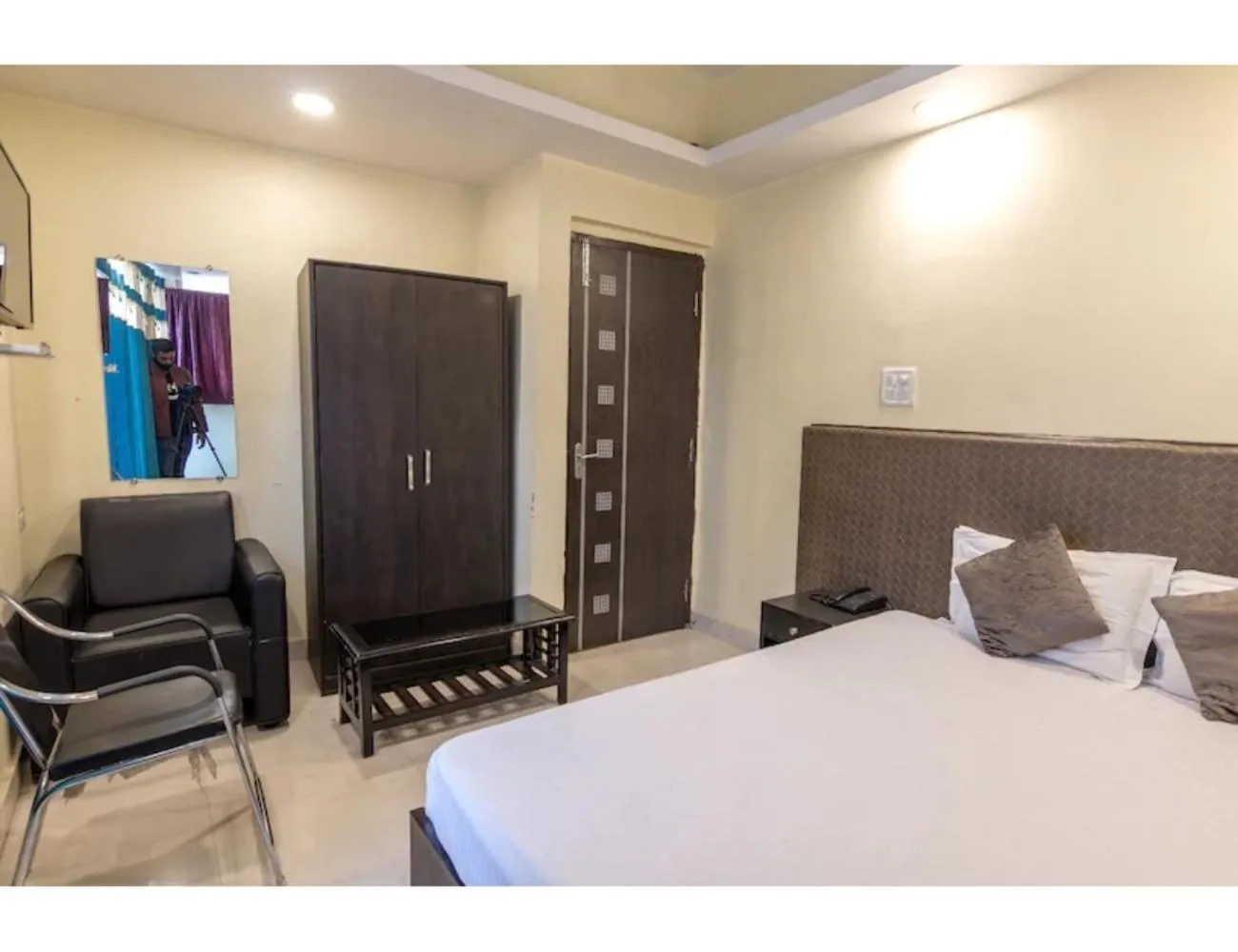 Photo of the whole room in Hotel Maple Inn, Patna