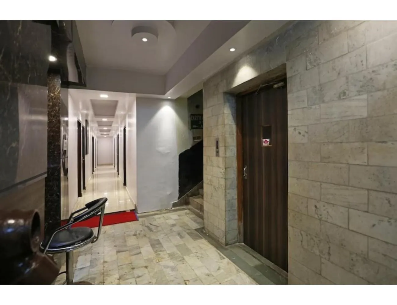 Seating area in Hotel Maple Inn, Patna