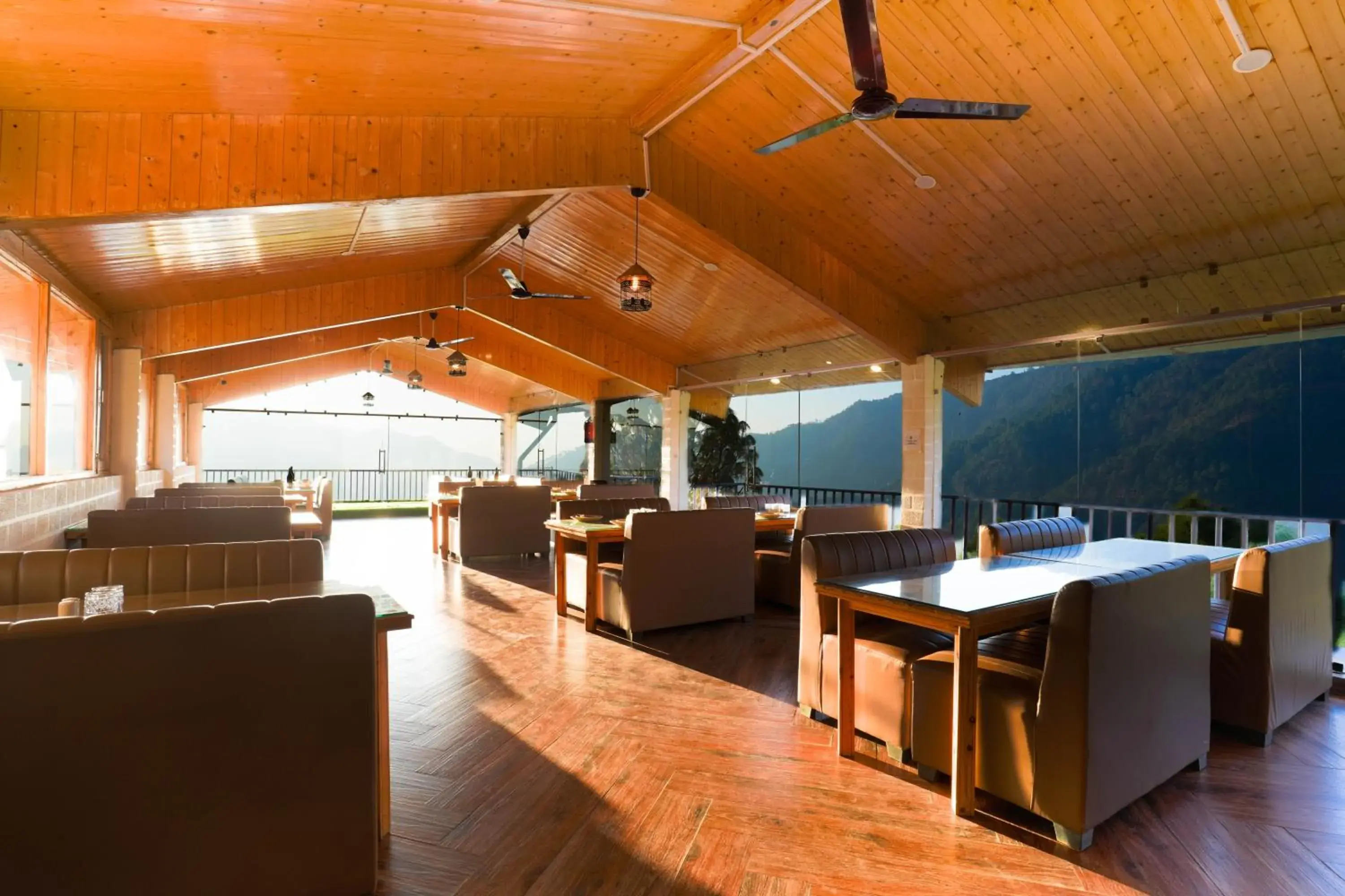 Restaurant/places to eat in Hamilton palace Restaurant/places to eat in Hamilton palace