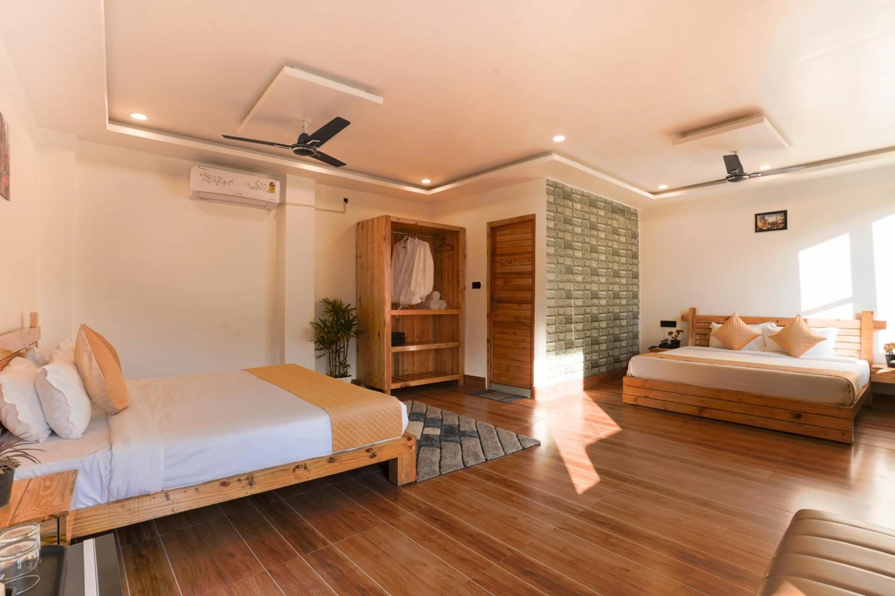 Photo of the whole room, Bed in Hamilton palace