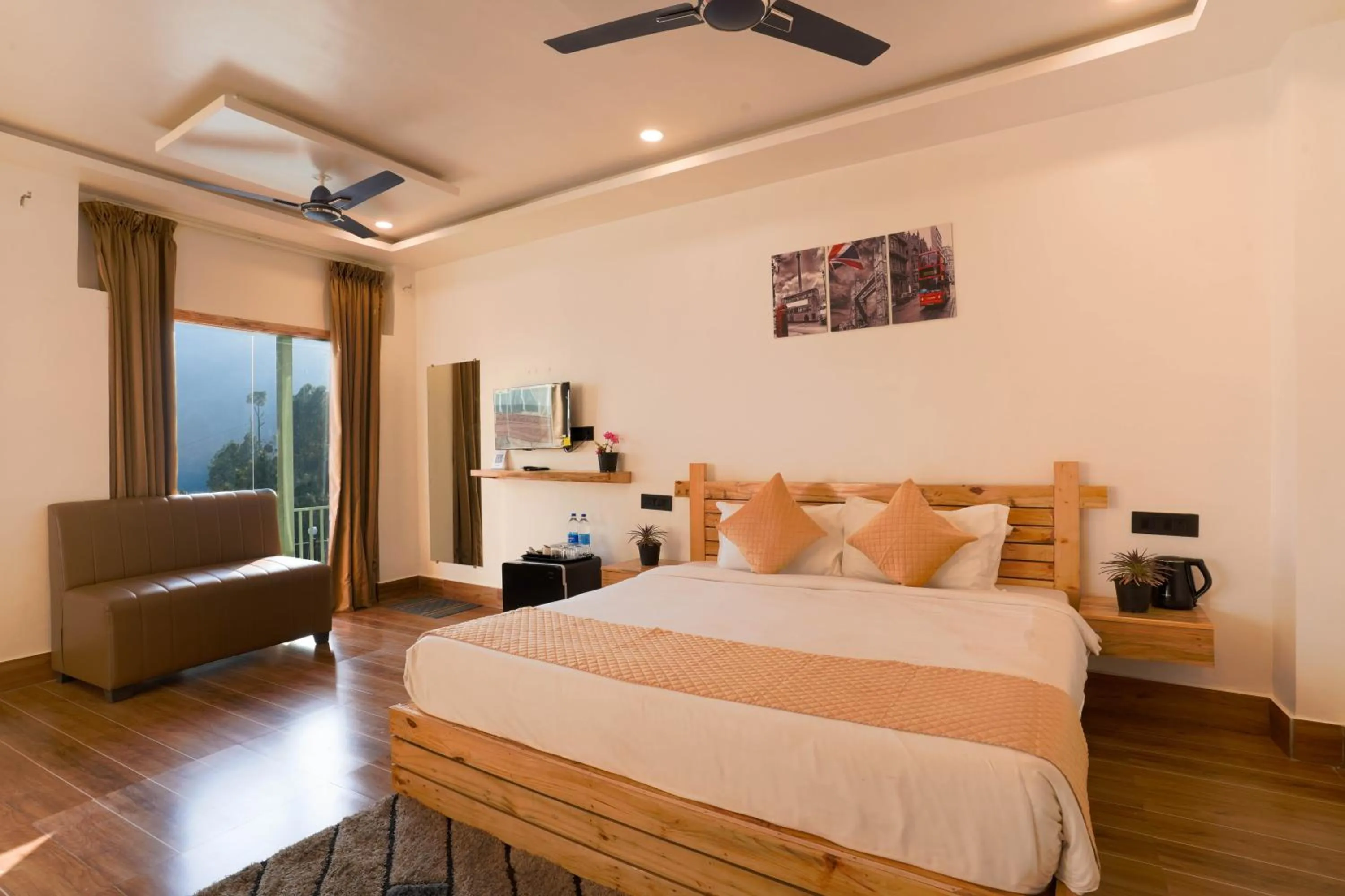 Bedroom, Bed in Hamilton palace