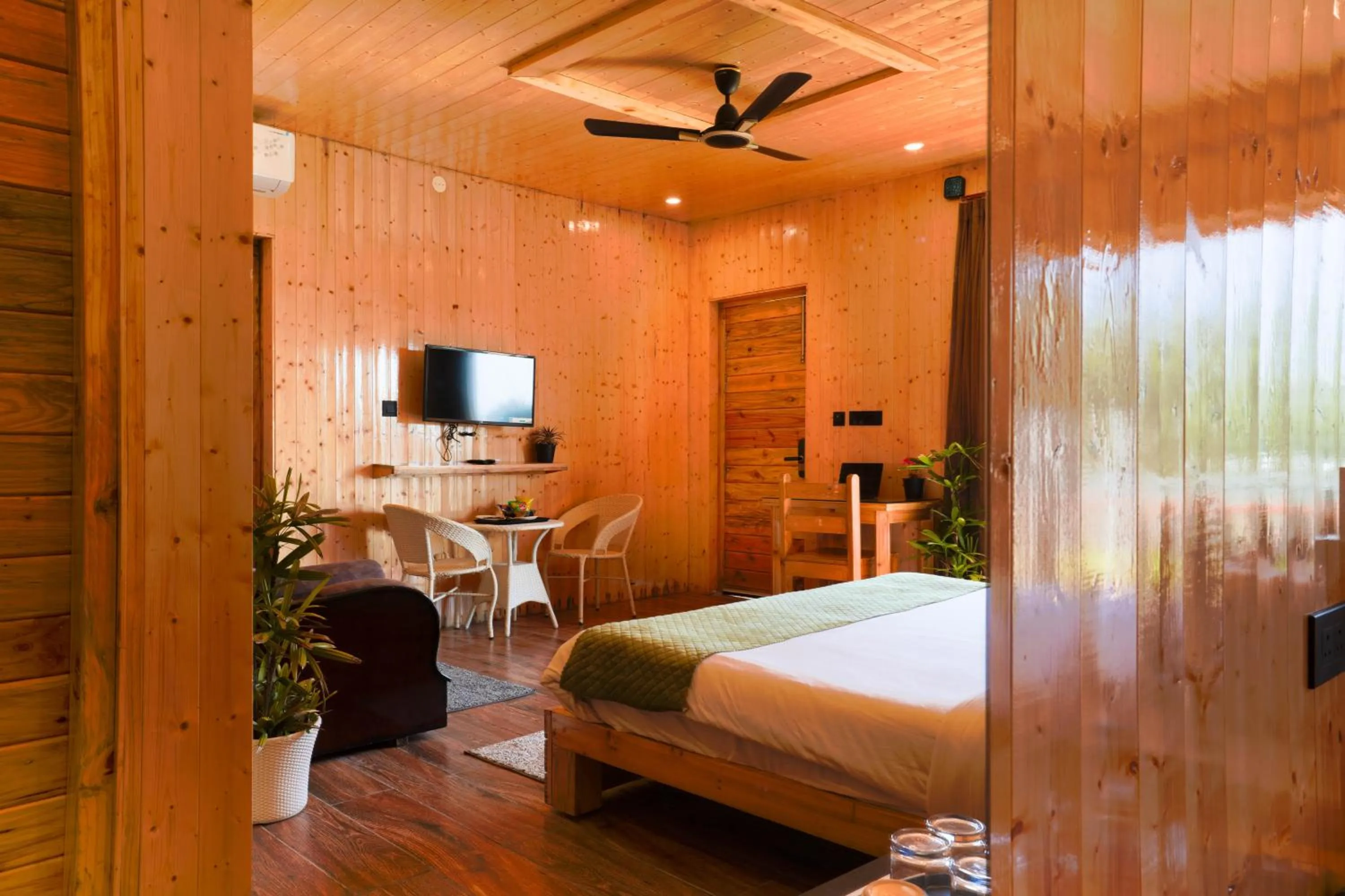 Bedroom, Bed in Hamilton palace