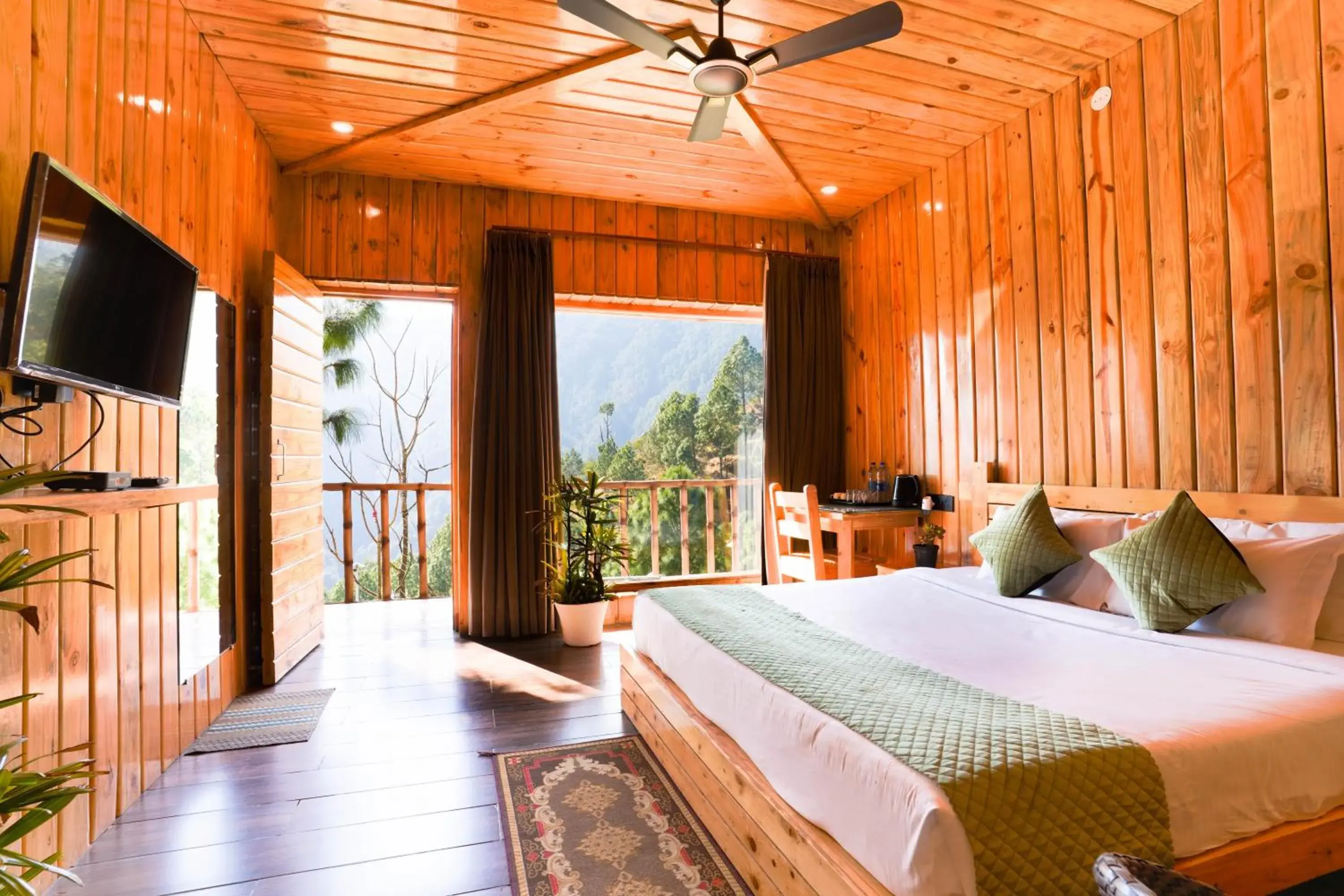 TV and multimedia, Bed in Hamilton palace TV and multimedia, Bed in Hamilton palace