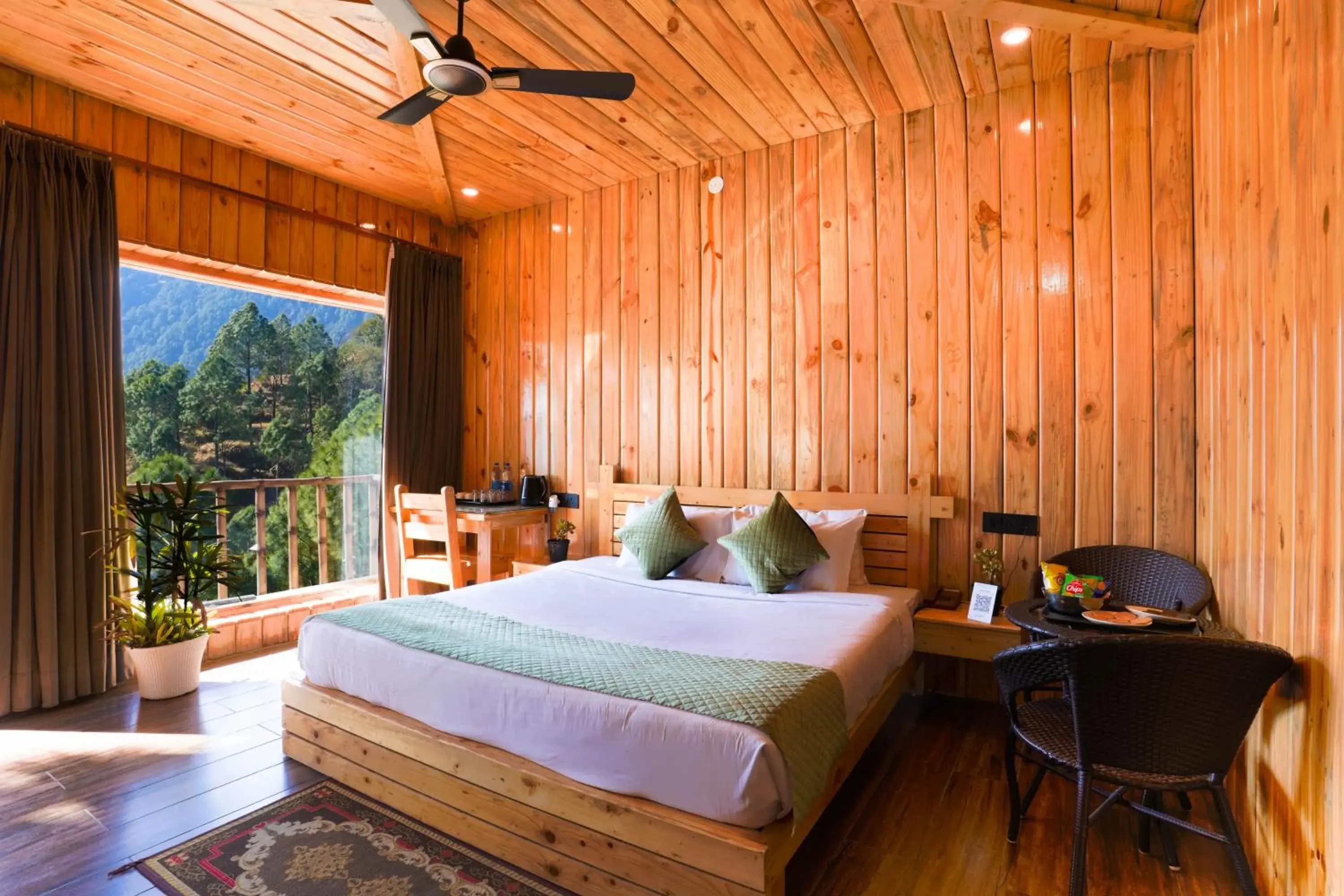 View (from property/room), Bed in Hamilton palace View (from property/room), Bed in Hamilton palace