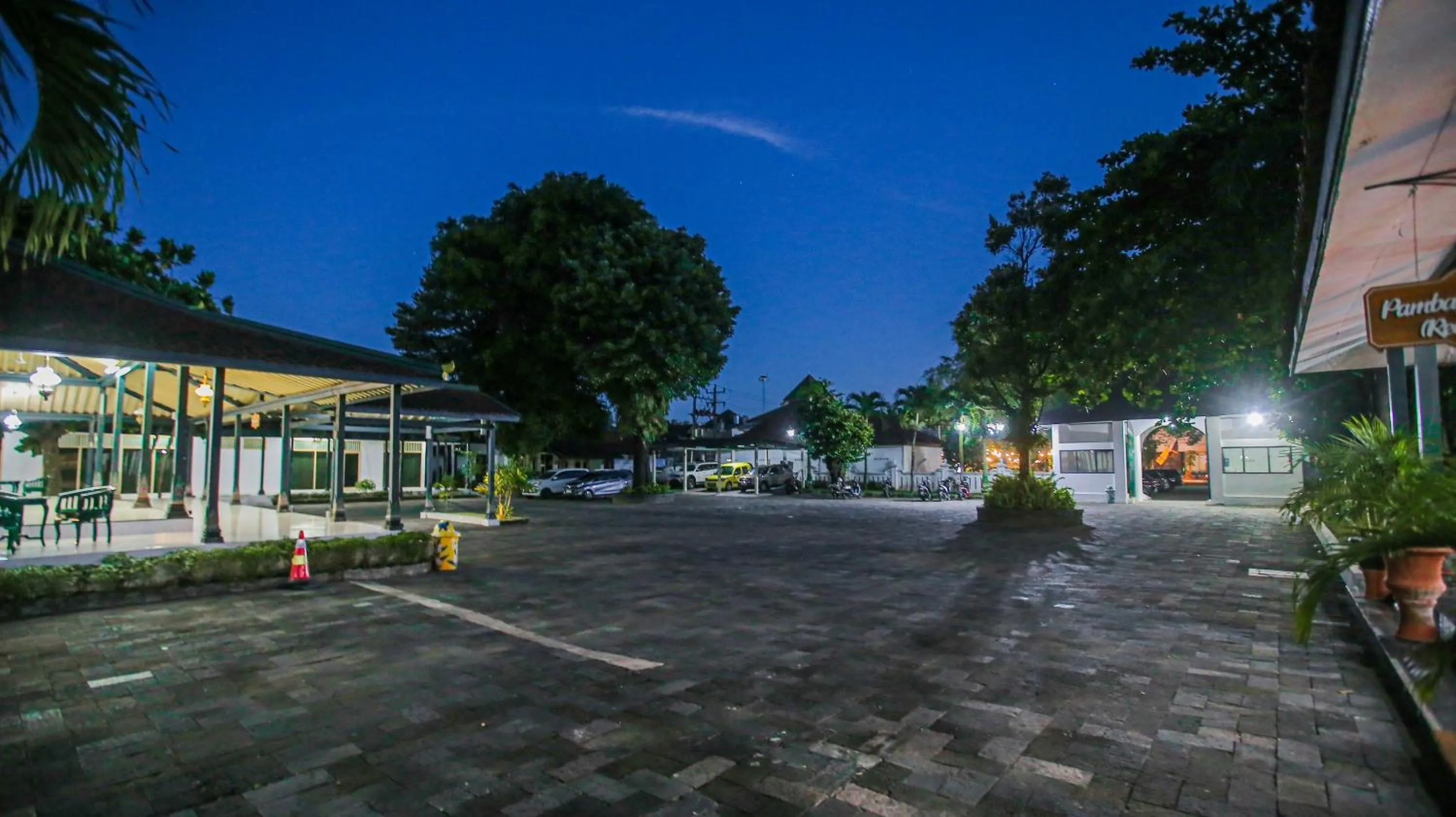 Property building in Royal Brongto Hotel