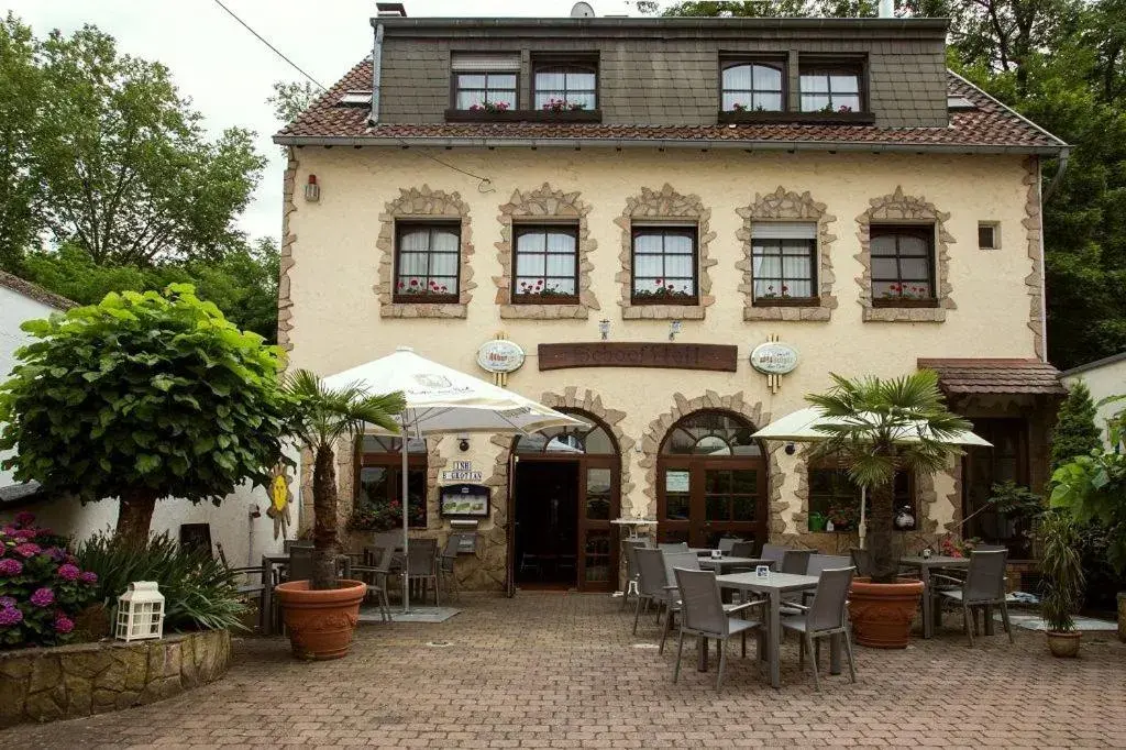 Hotel zur Klause Hotel zur Klause