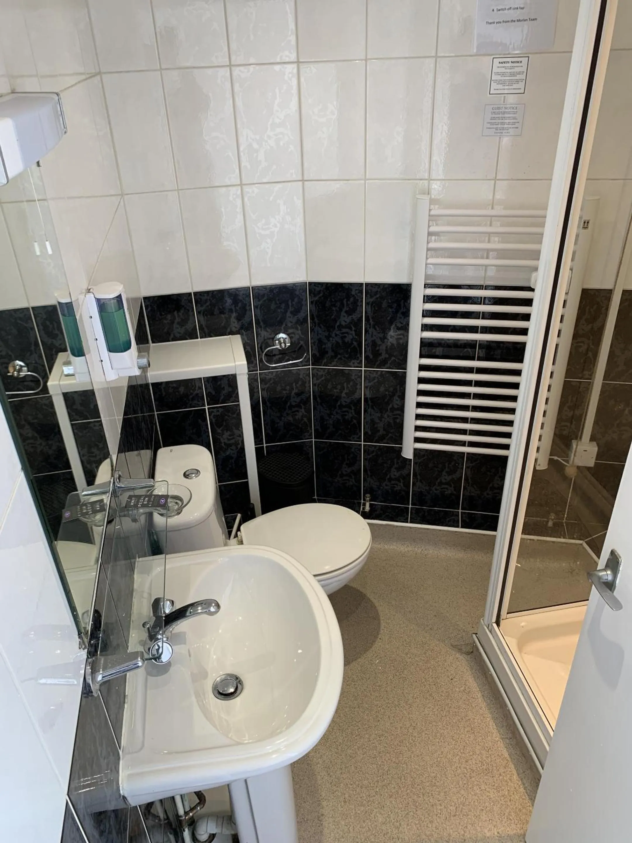 Bathroom in Traeth Rooms