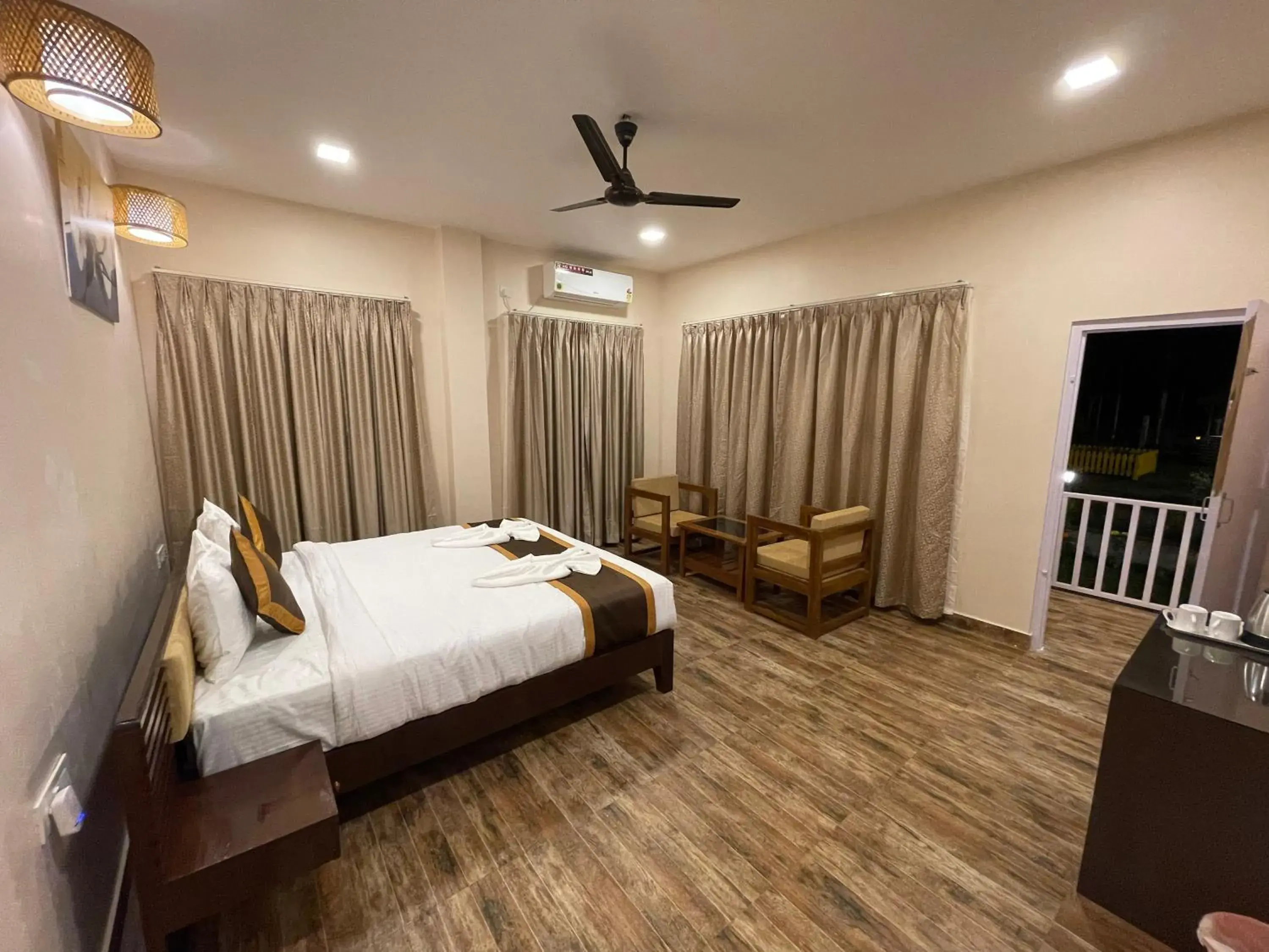 Double Room with Balcony - single occupancy in Jaldapara Forest Tourist Lodge JFTL Double Room with Balcony - single occupancy in Jaldapara Forest Tourist Lodge JFTL