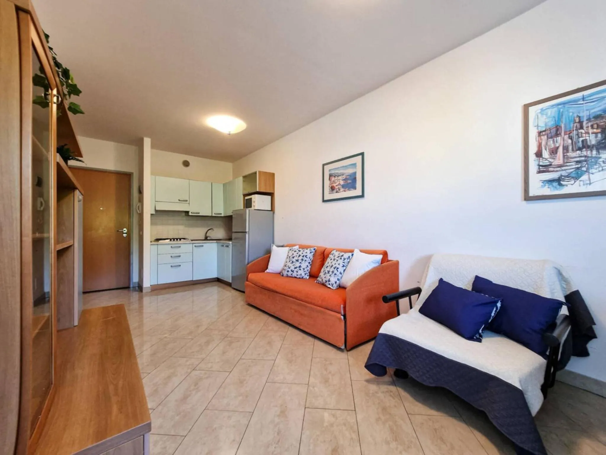 Modern flat close to the beach