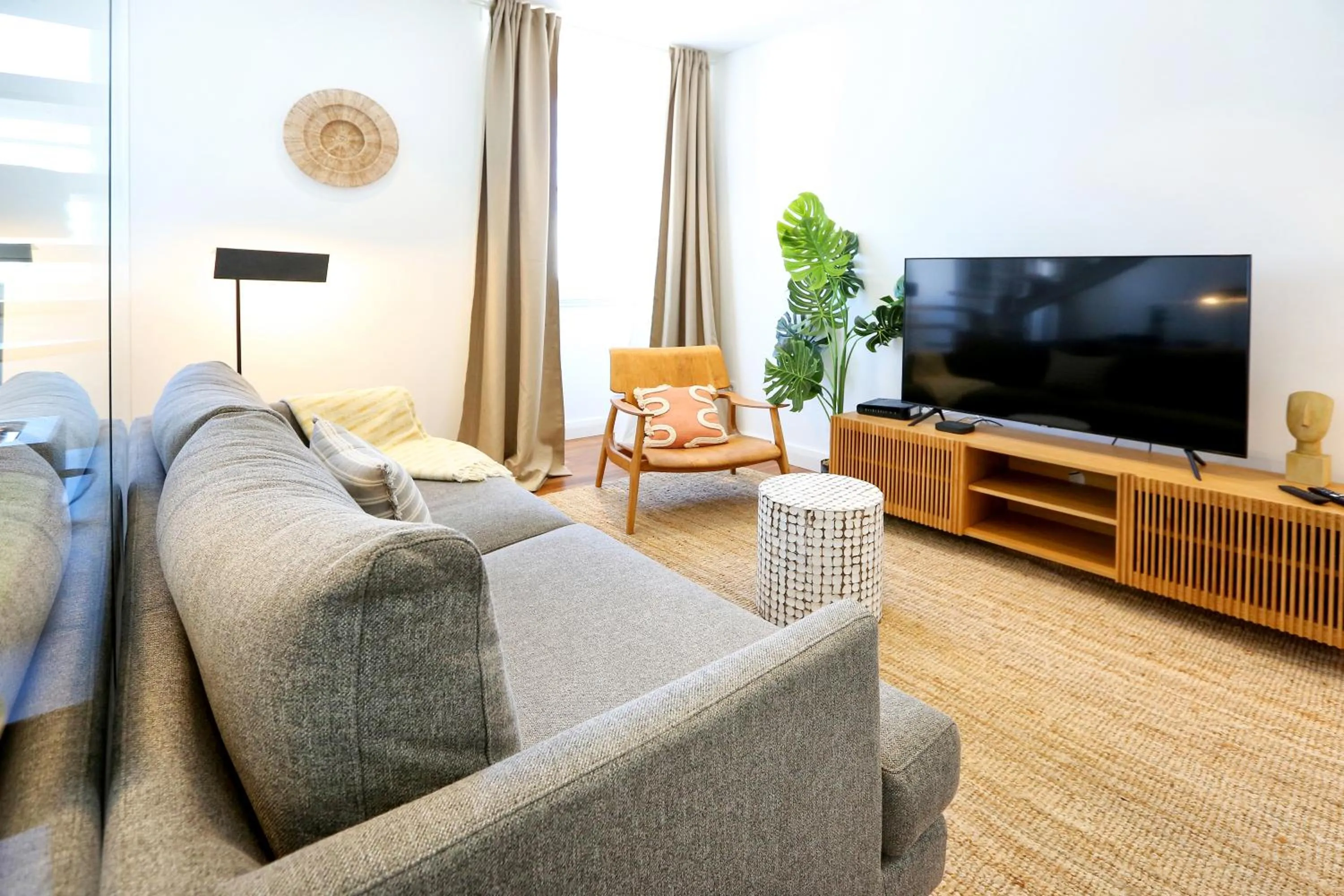 Zen & Tan Apartment