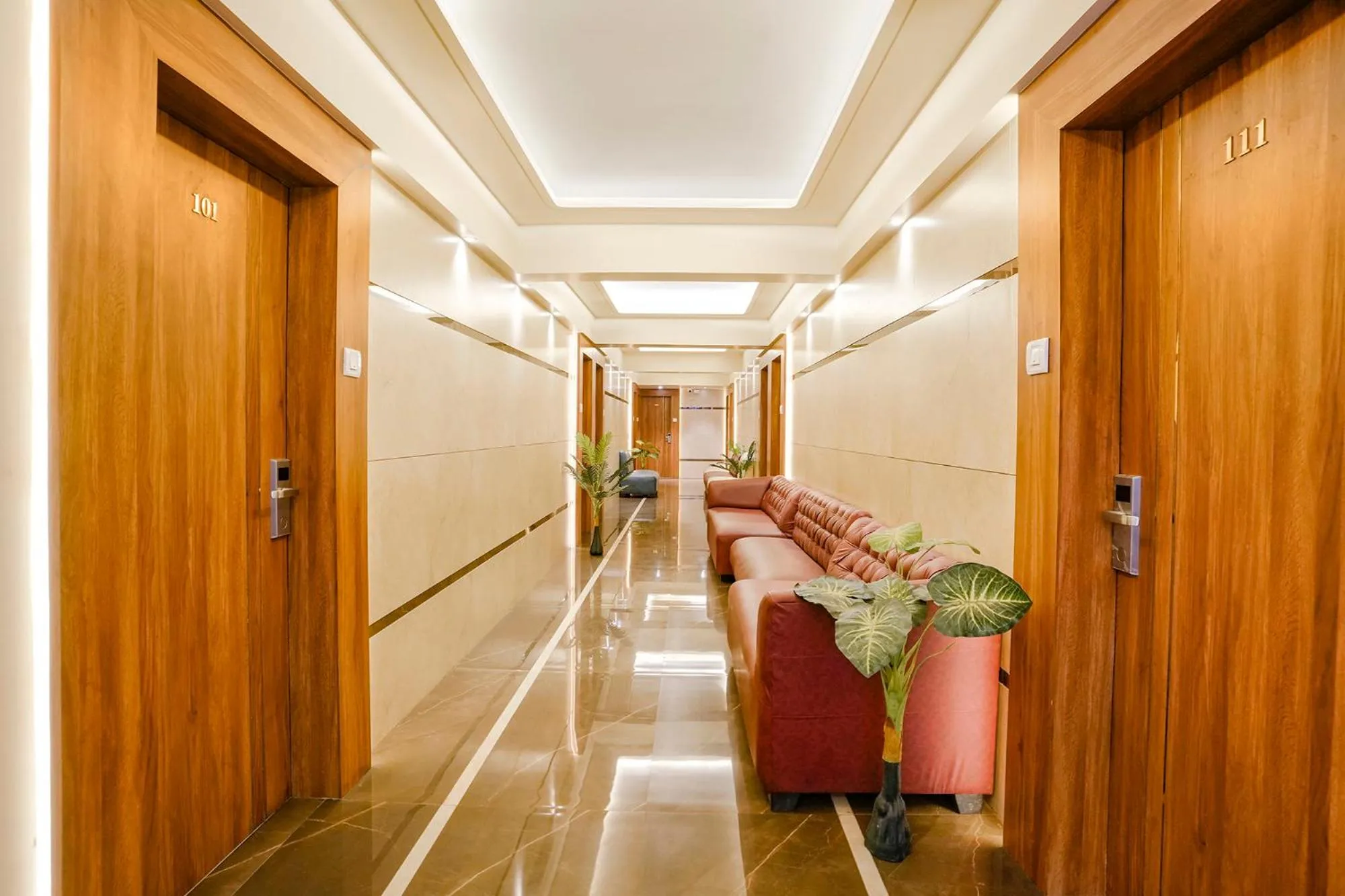 Lobby or reception in FabHotel Springs Lodging