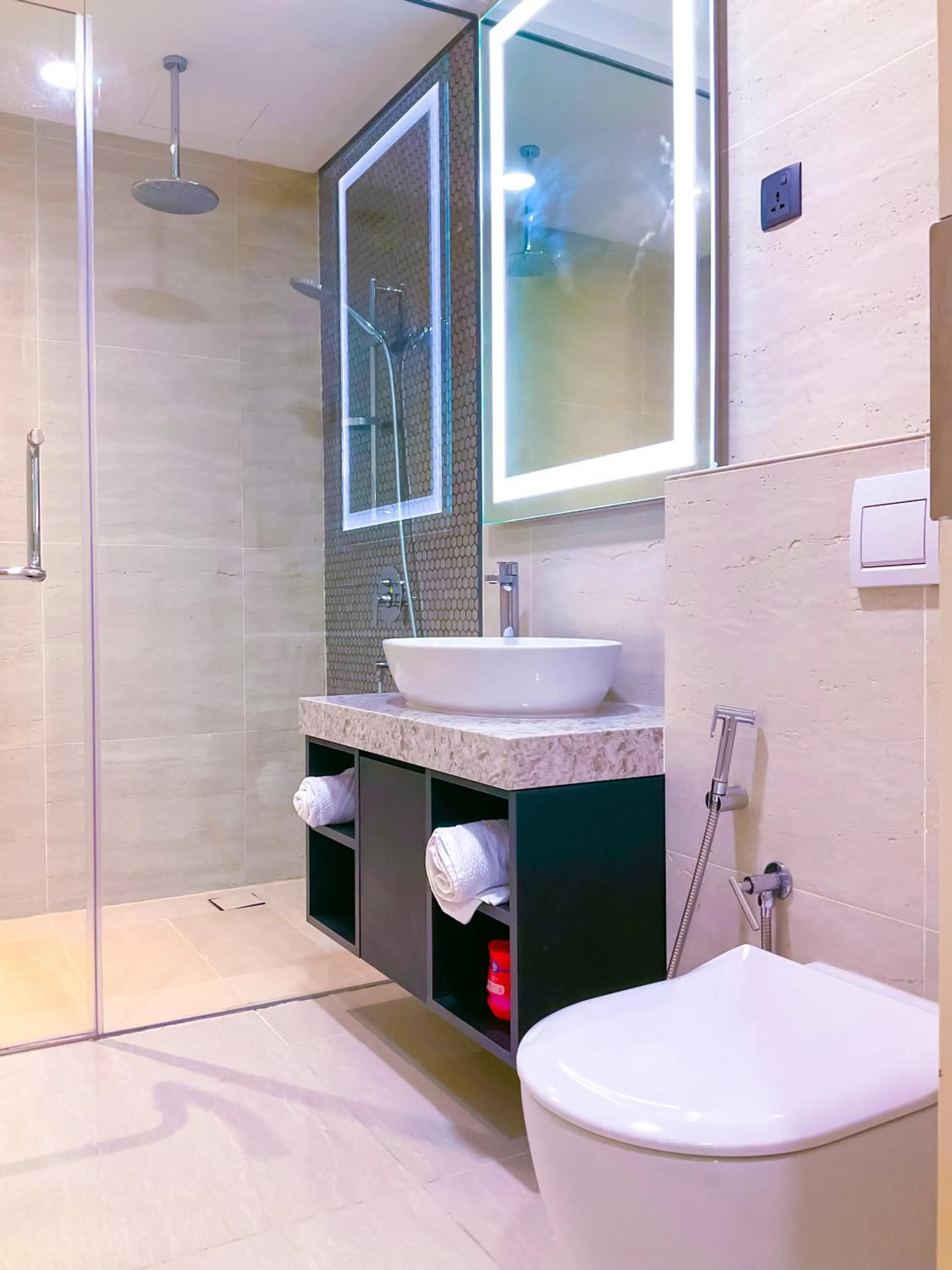 Shower in AXQUISITE SUITES at KLCC