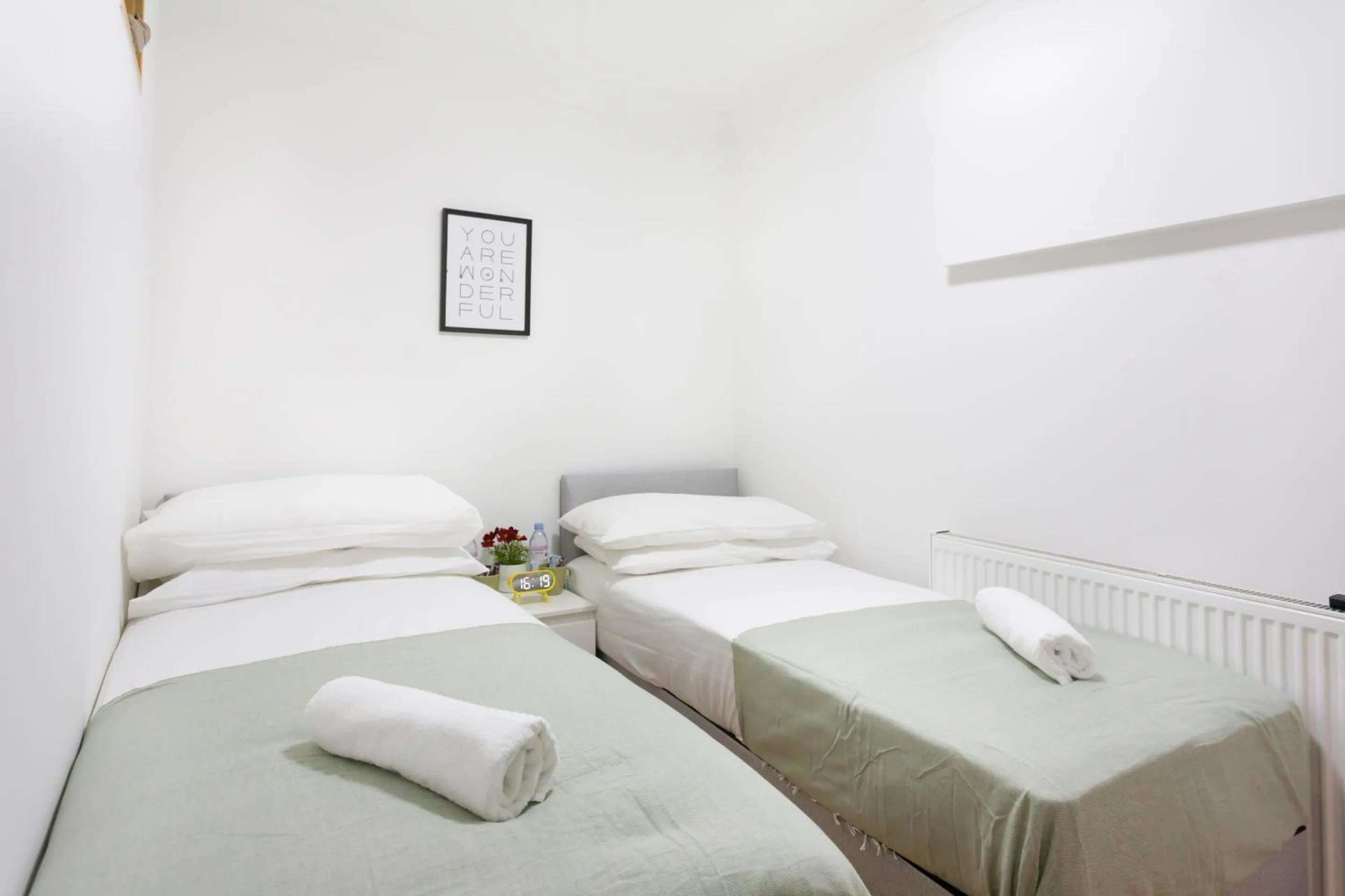 Bedroom, Bed in Studio9 Rooms - Next to Emirates Stadium - Budget Rooms with Shared Bathroom