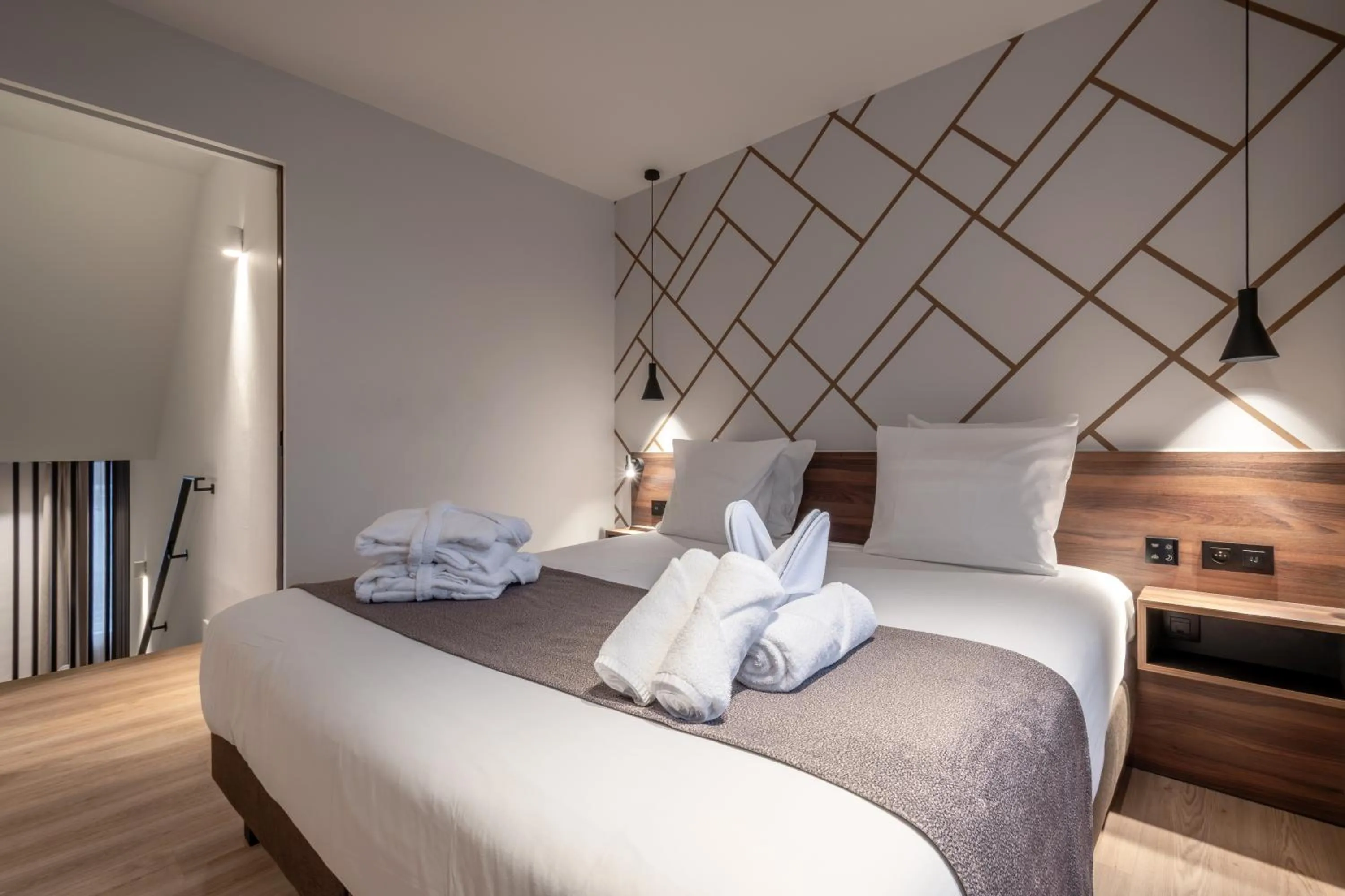 Bed in ONE TWO FOUR - Hotel & Spa