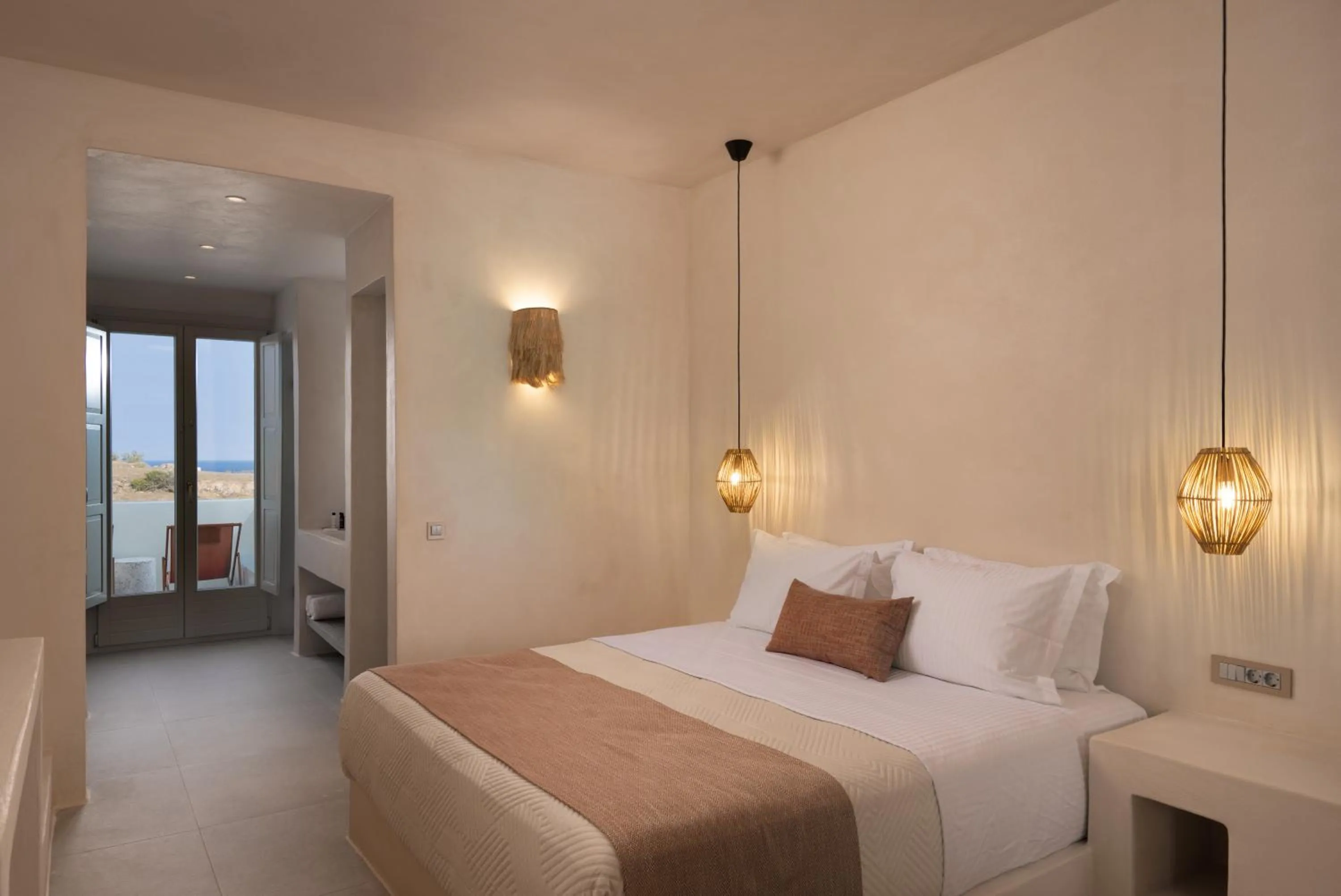 Acanthus Oia - Suites With Private Hot Tub