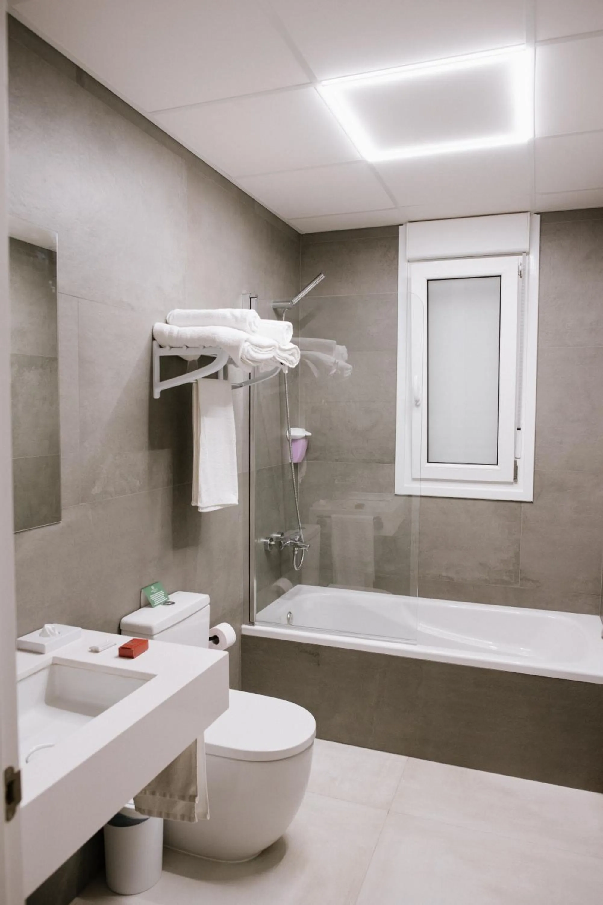 Bathroom in Hotel Melilla Centro