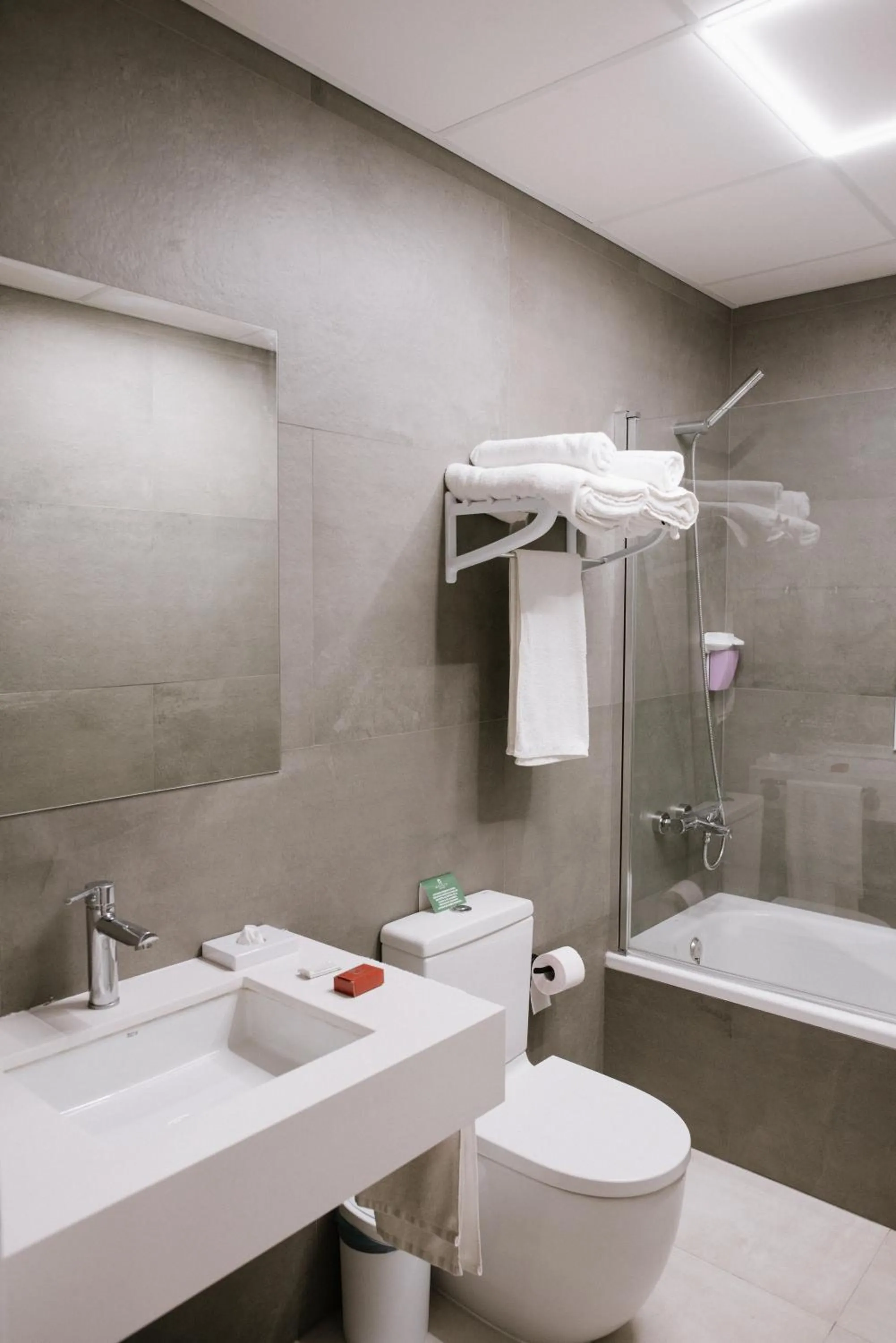 Bathroom in Hotel Melilla Centro