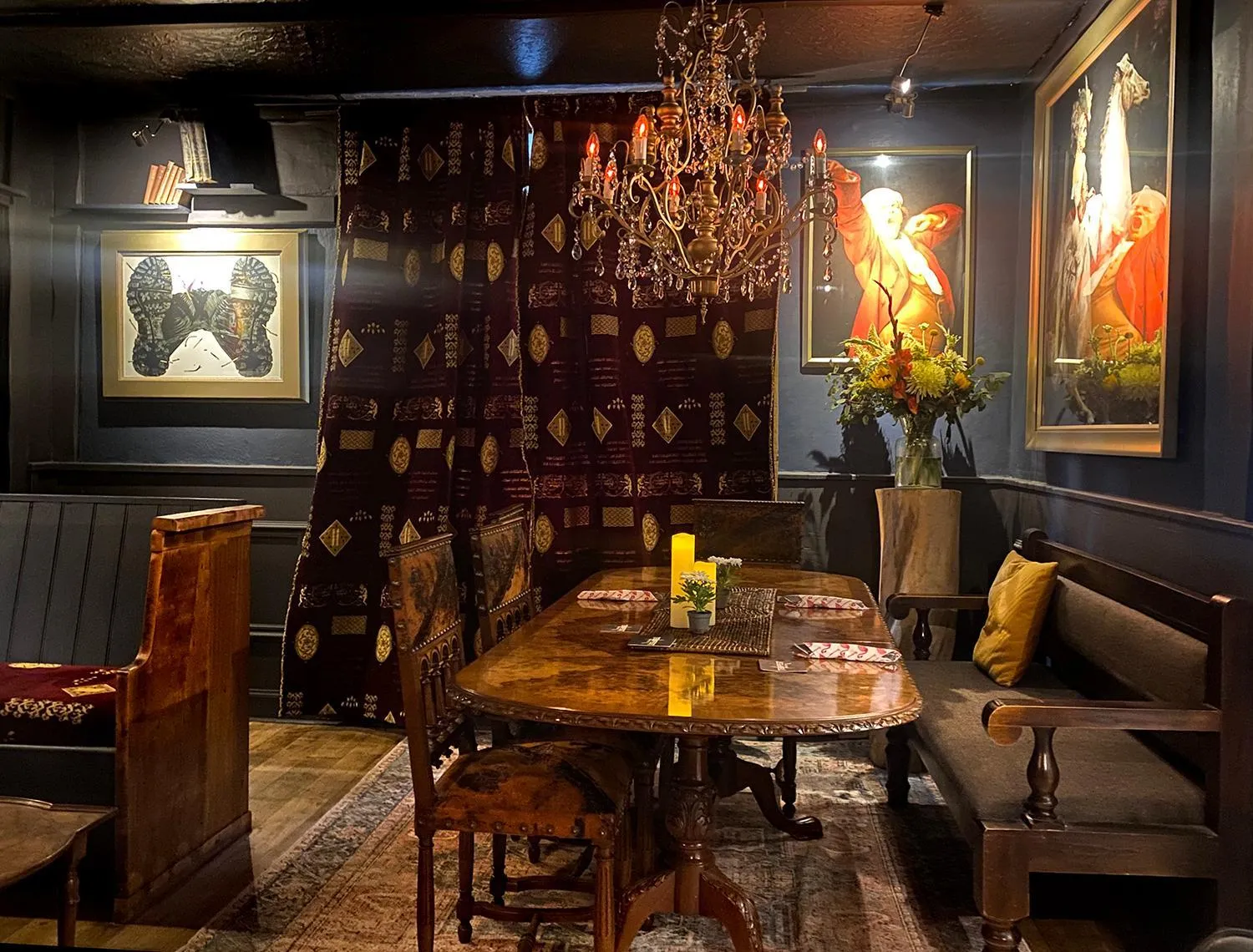 Lounge or bar in Red Lion, Coorie Inn
