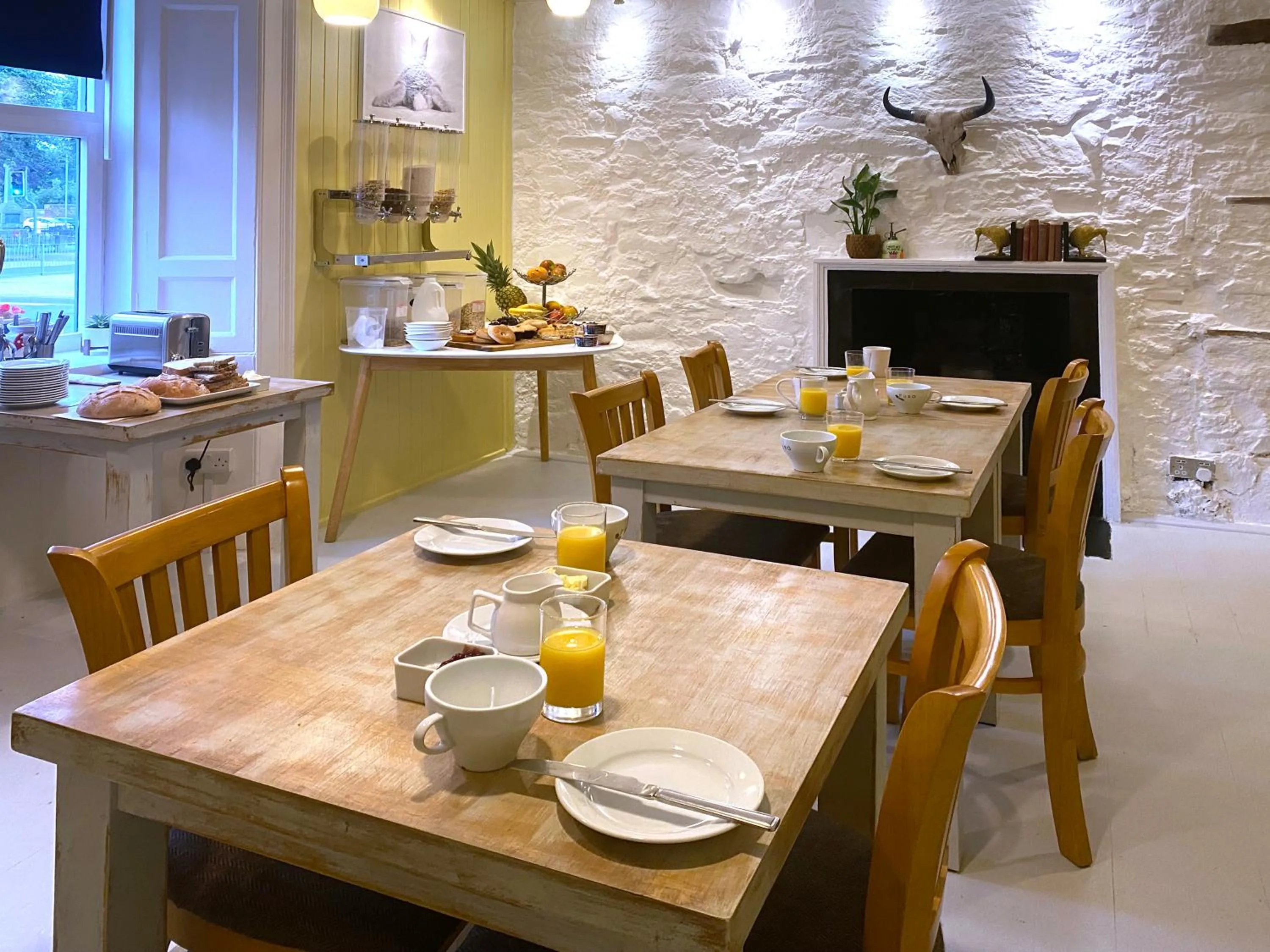 Red Lion, Coorie Inn