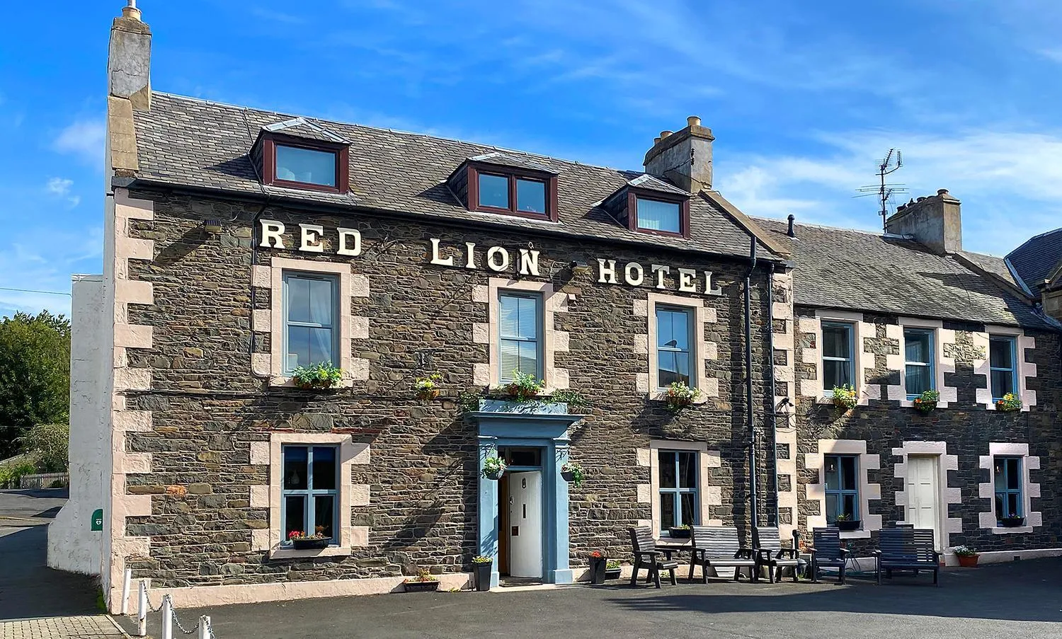 Red Lion, Coorie Inn