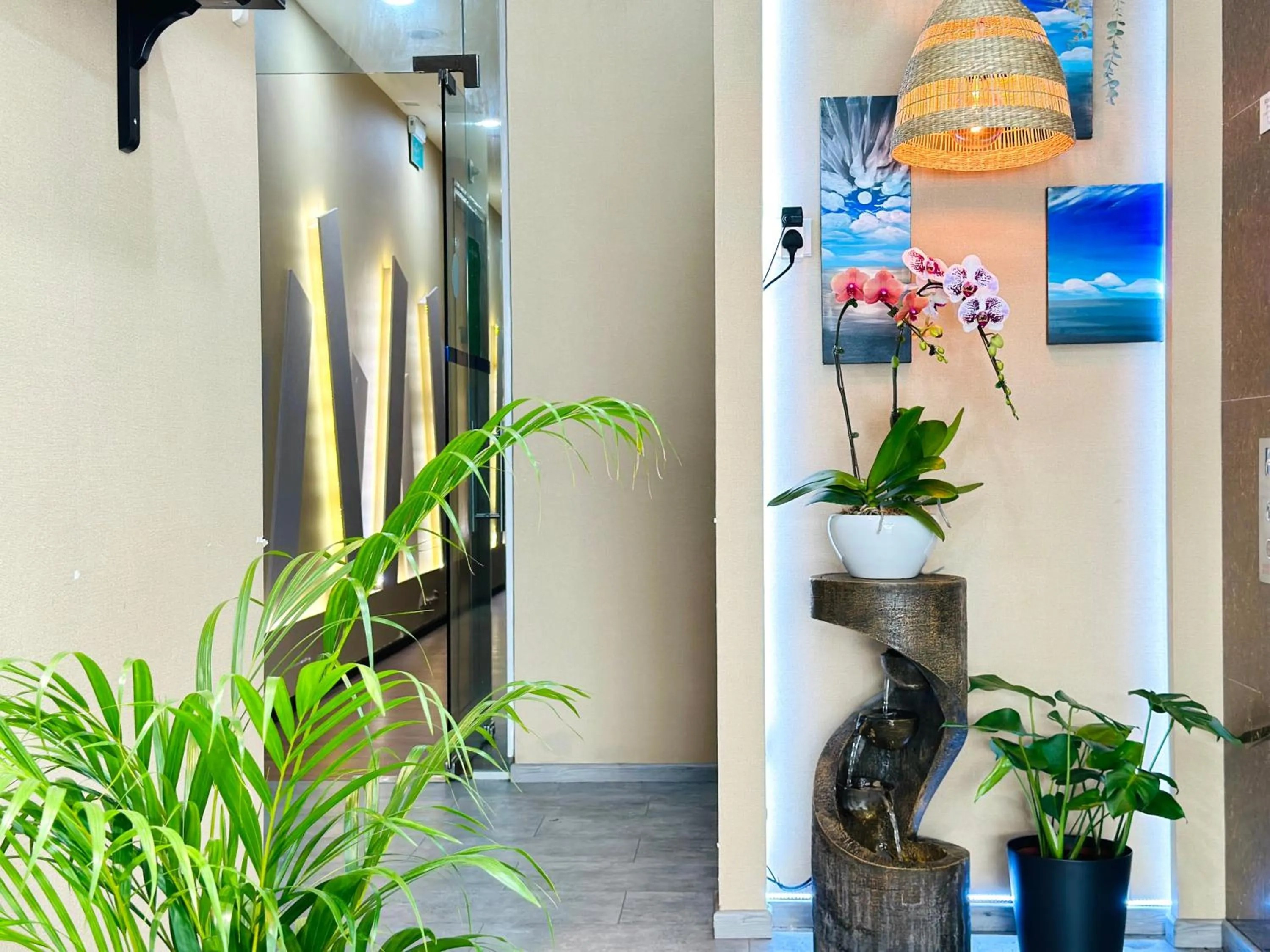 Lobby or reception in Snow Hotel Lavender