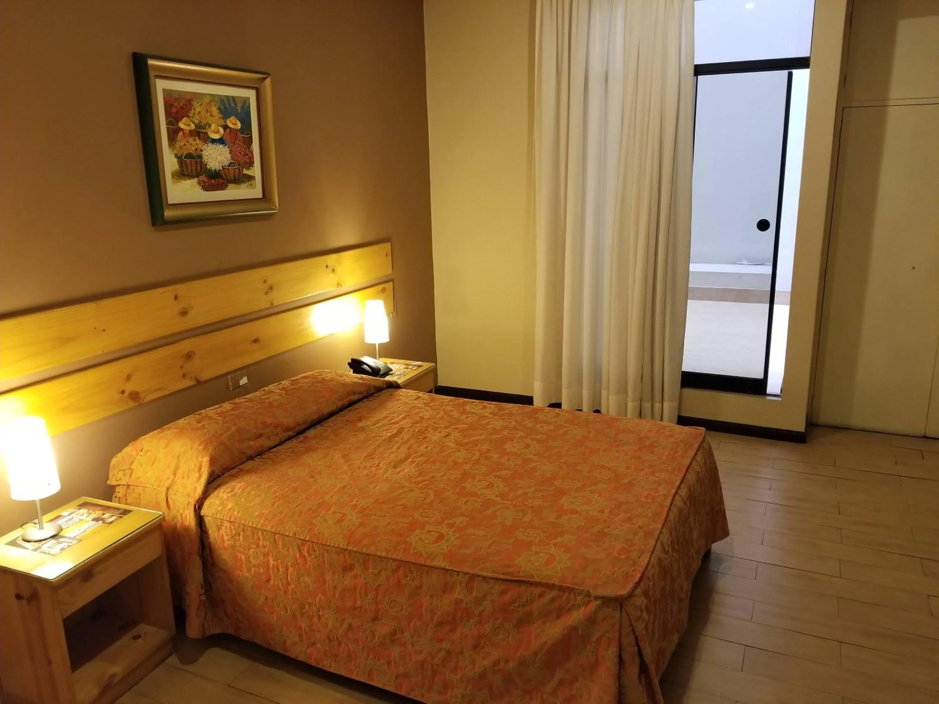 Bedroom, Bed in Hotel El Brujo Centro Histórico