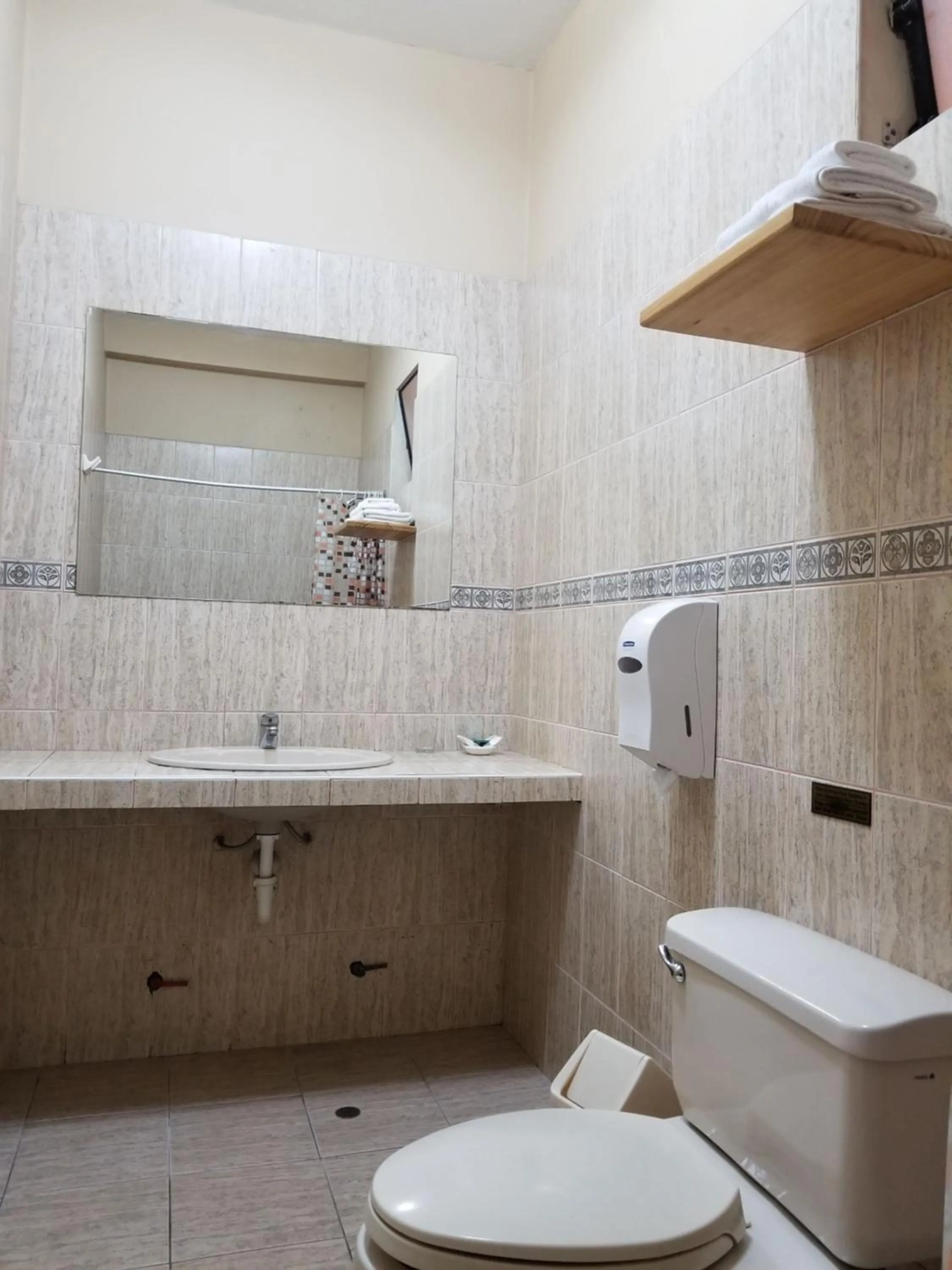 Bathroom in Hotel El Brujo Centro Histórico