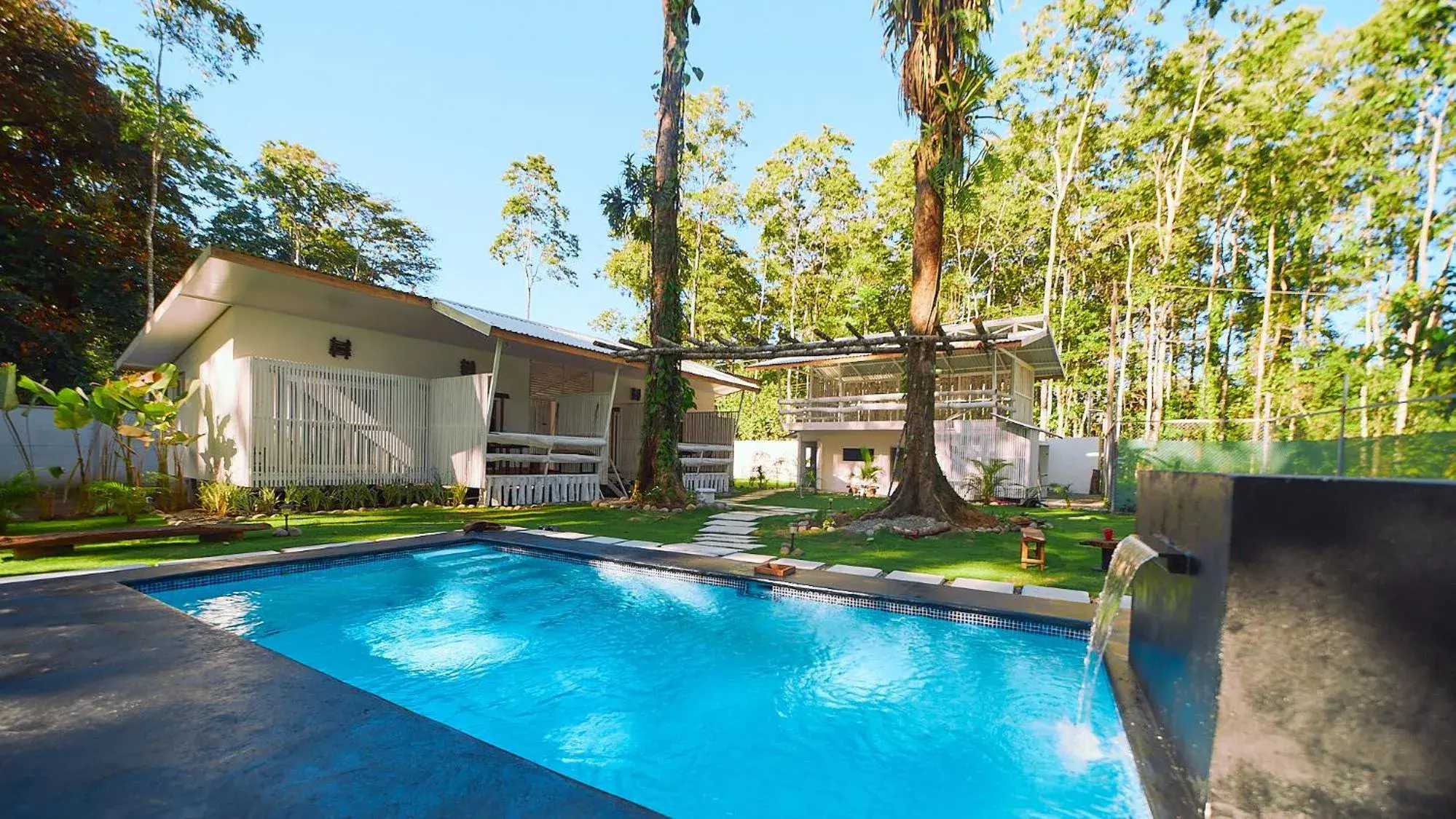 Queen Room with Pool View in Olivia del caribe suite Queen Room with Pool View in Olivia del caribe suite
