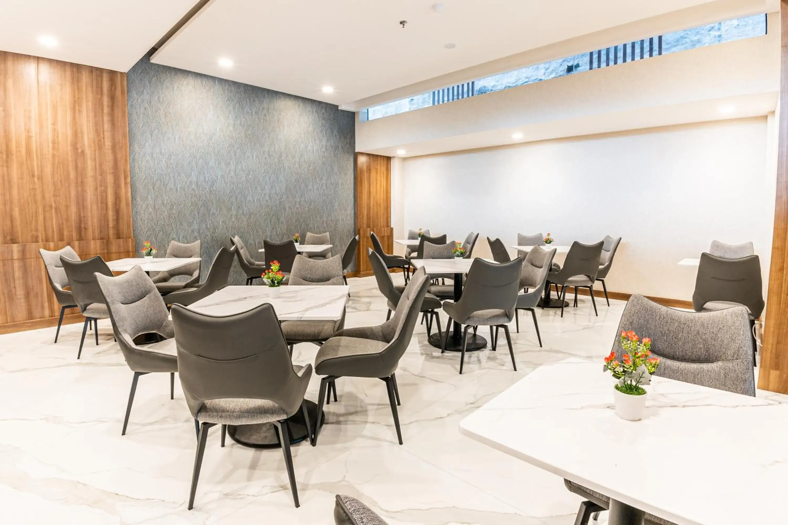 Restaurant/places to eat in KIYANA HOTEL SEMARANG Restaurant/places to eat in KIYANA HOTEL SEMARANG