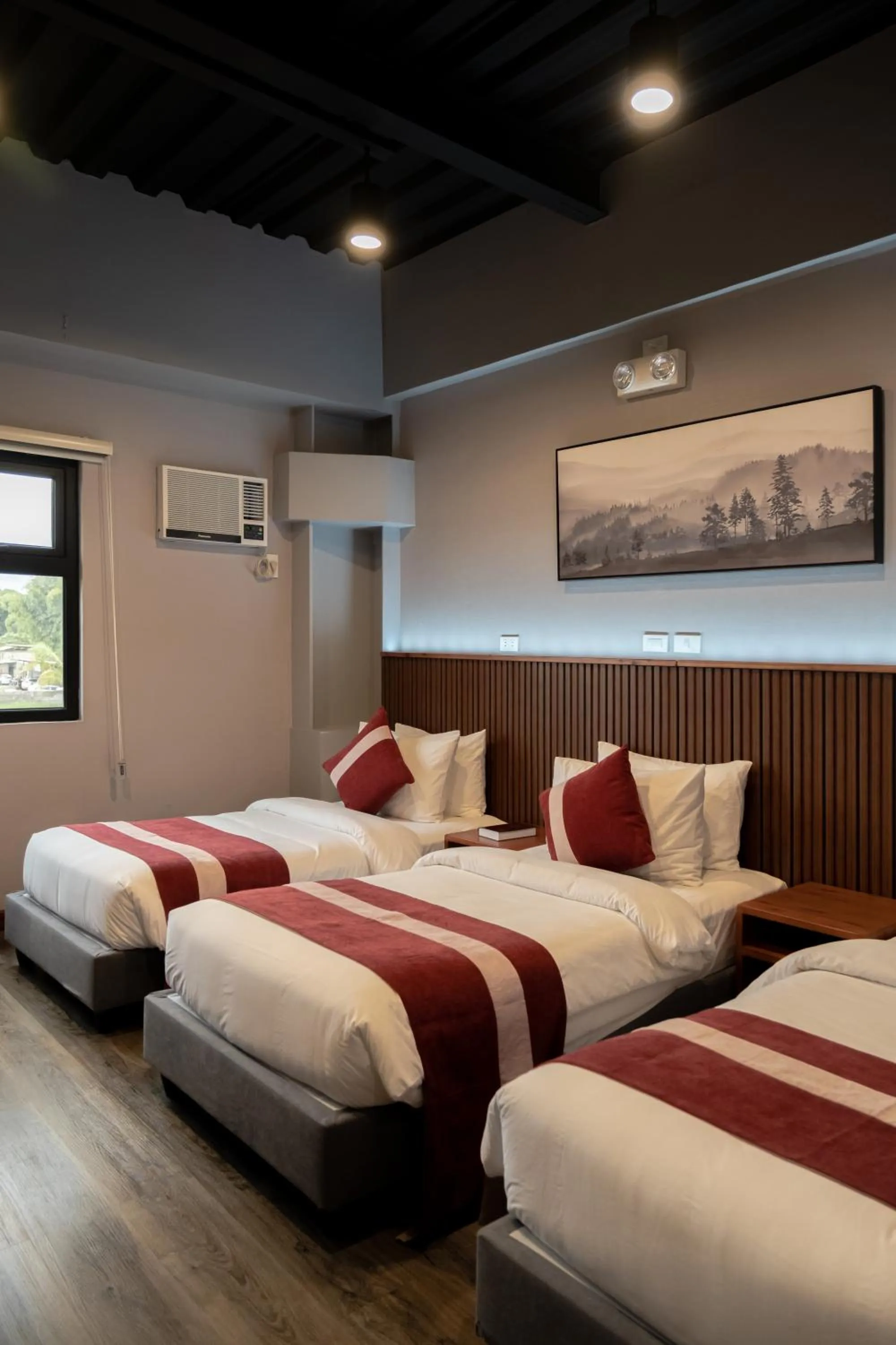 Bedroom, Bed in Kekehyu Business Hotel