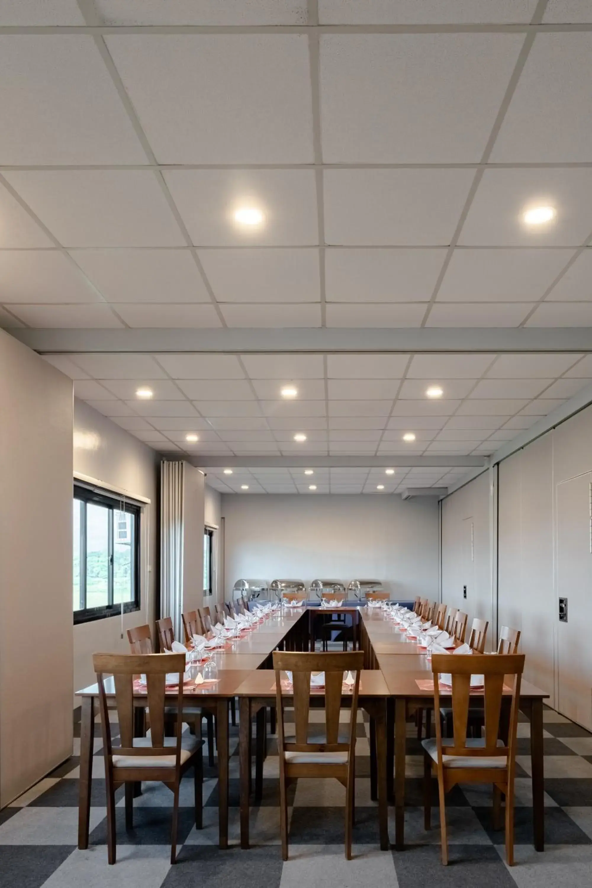 Restaurant/places to eat in Kekehyu Business Hotel Restaurant/places to eat in Kekehyu Business Hotel