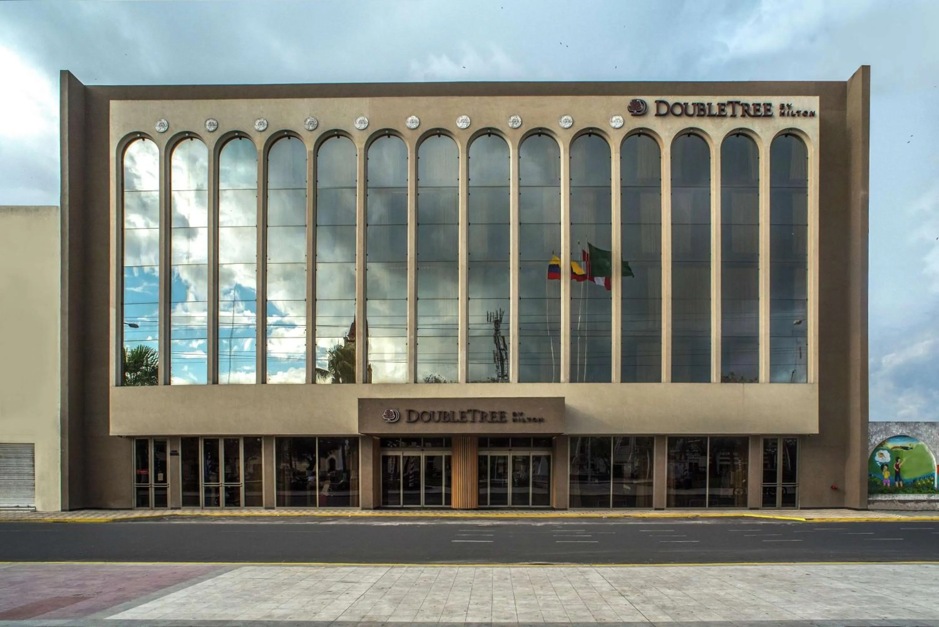 Property building in Doubletree By Hilton Iquitos